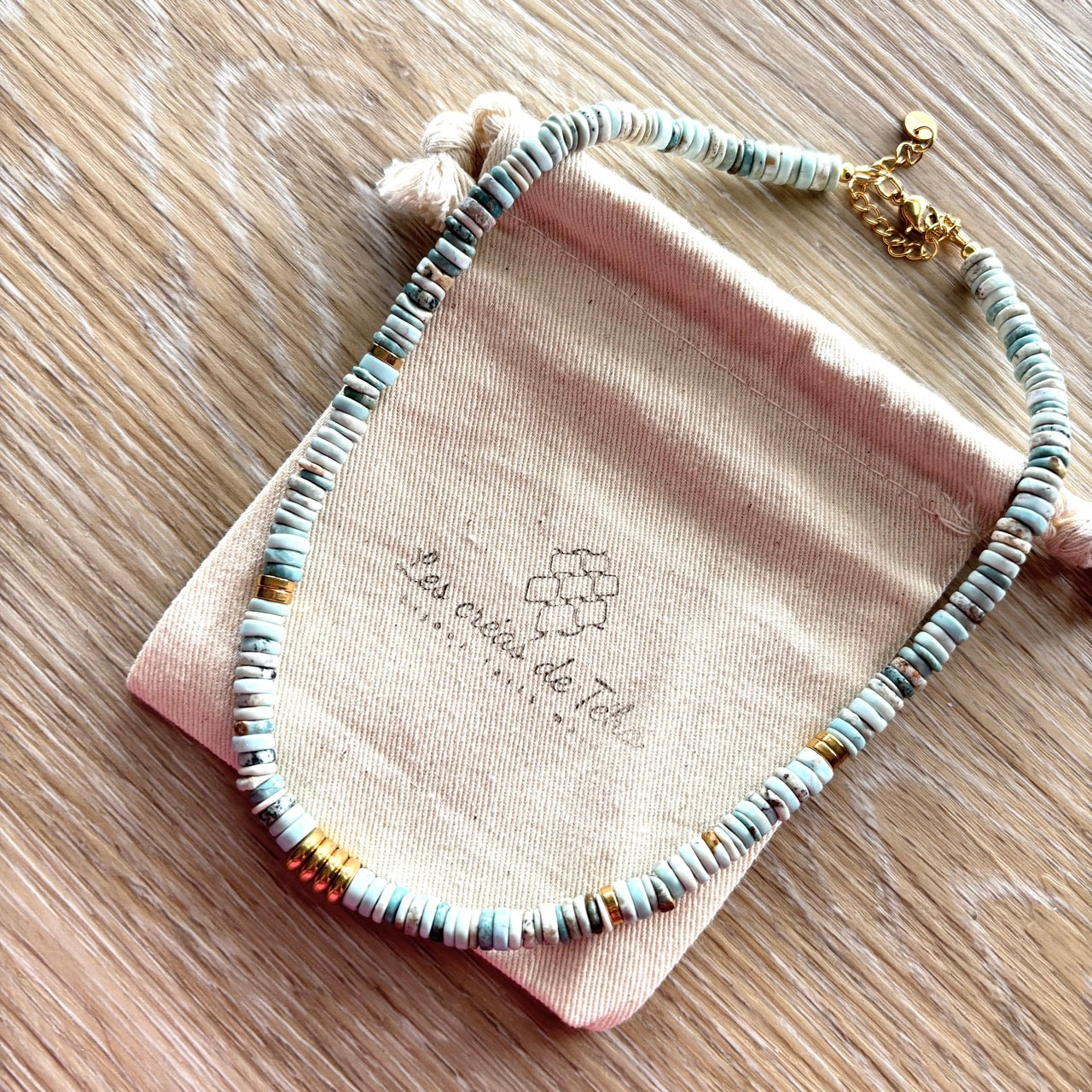 Collier en pierres naturelles modèle Gaïa