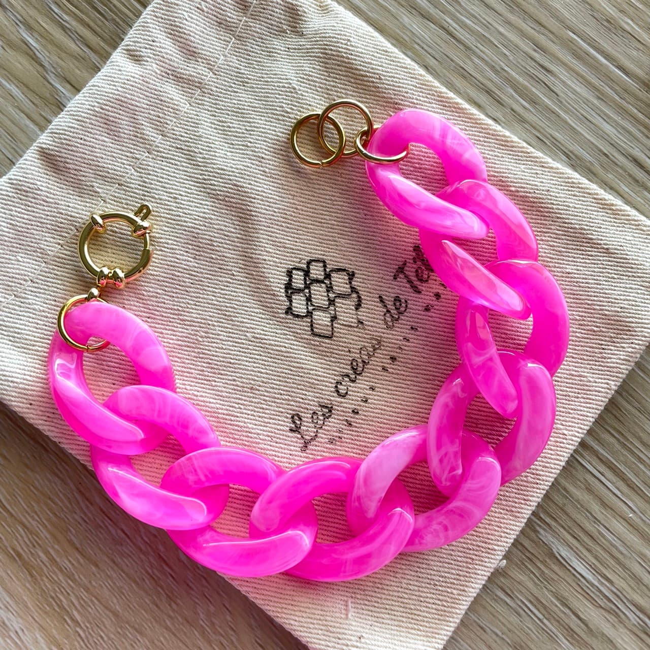 Bracelet tendance grosses mailles modèle Ohéa rose