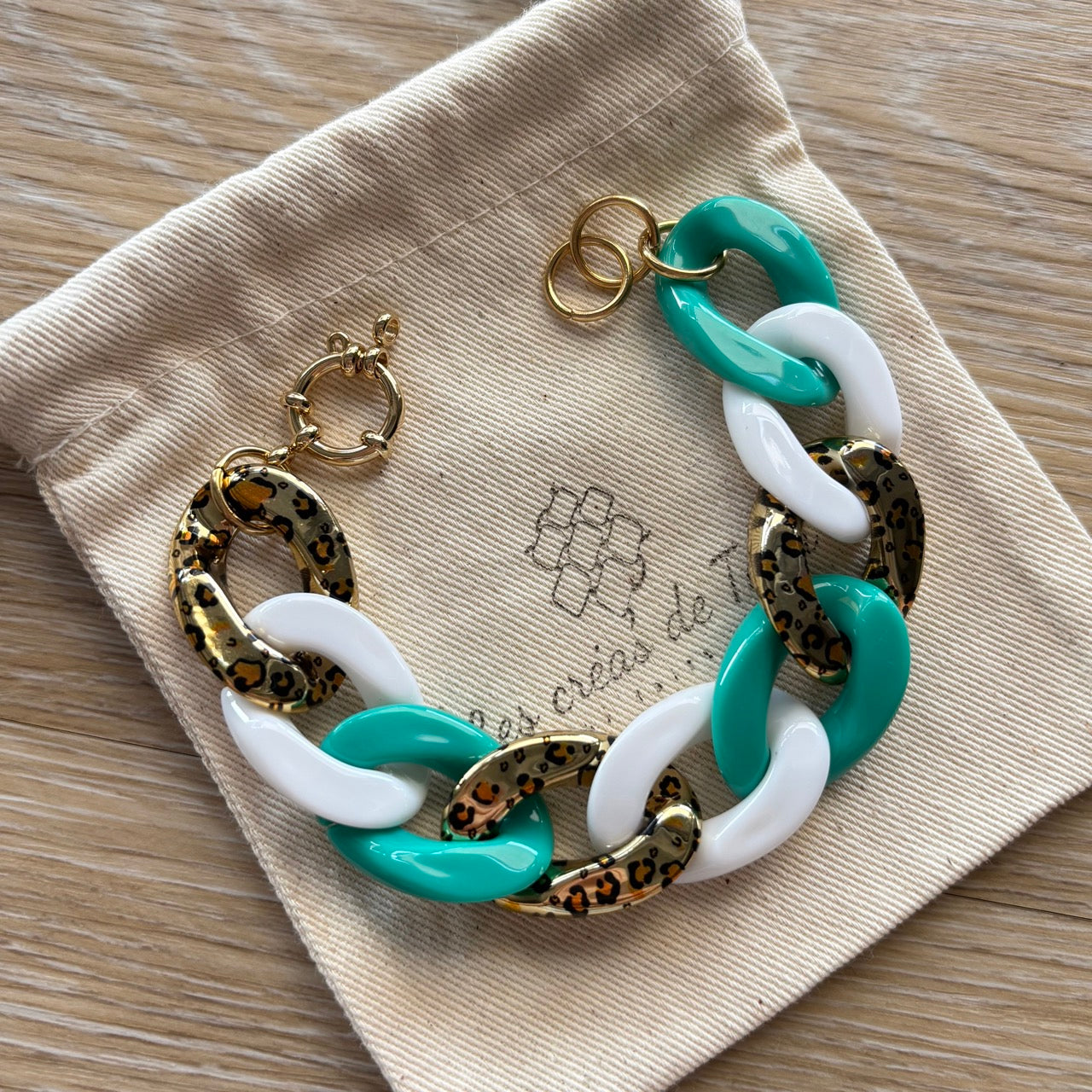 Bracelet tendance grosses mailles modèle Ohéa fauve doré