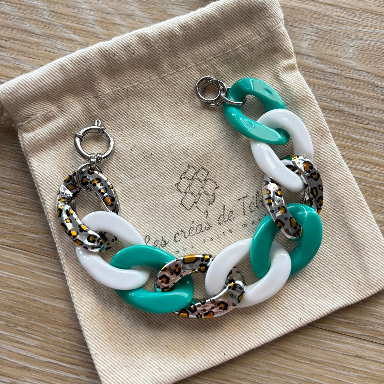 Bracelet tendance grosses mailles modèle Ohéa fauve argenté