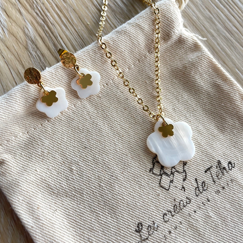 Collier en acier inoxydable et nacre modèle Flor
