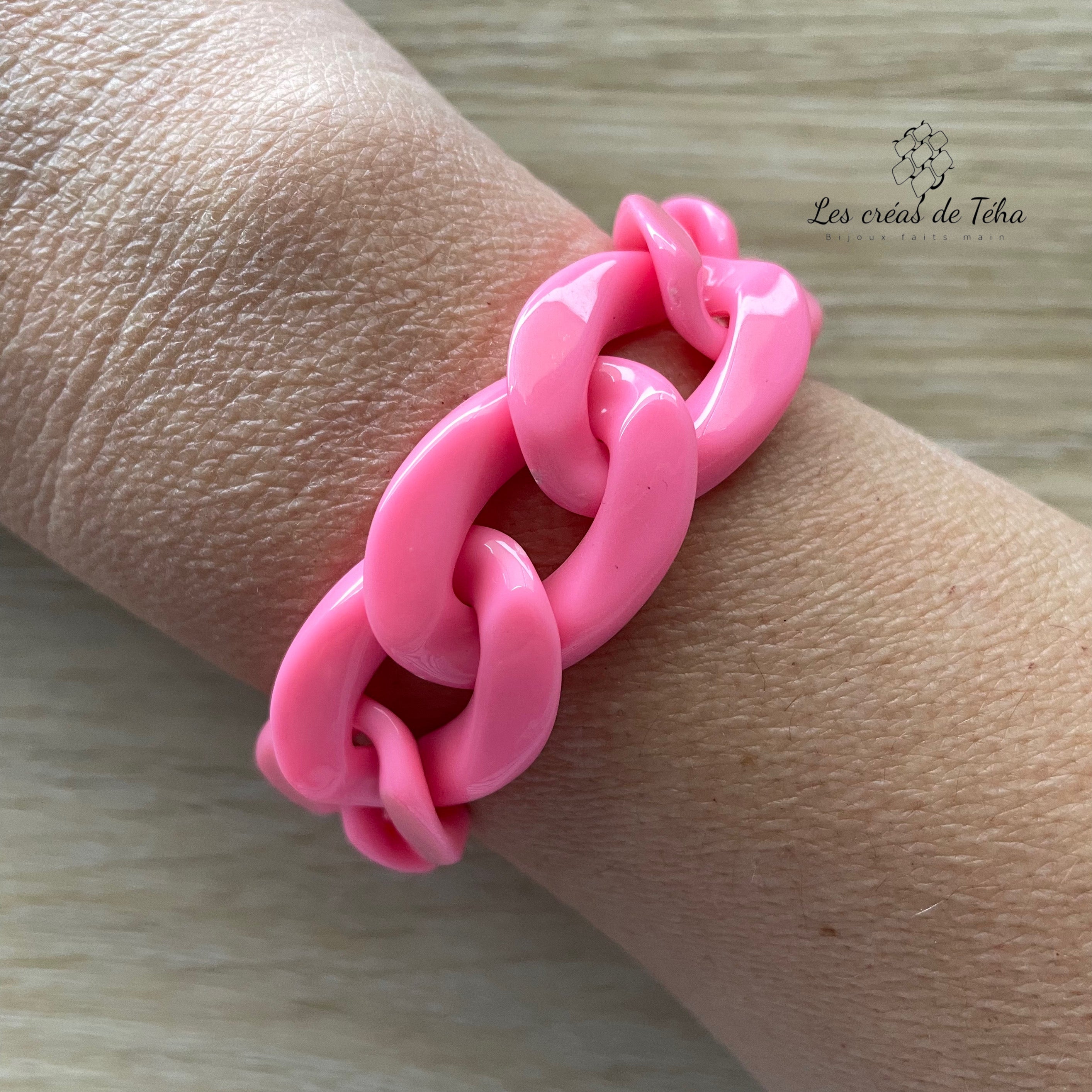 Bracelet tendance en grosses mailles roses modèle Ohea