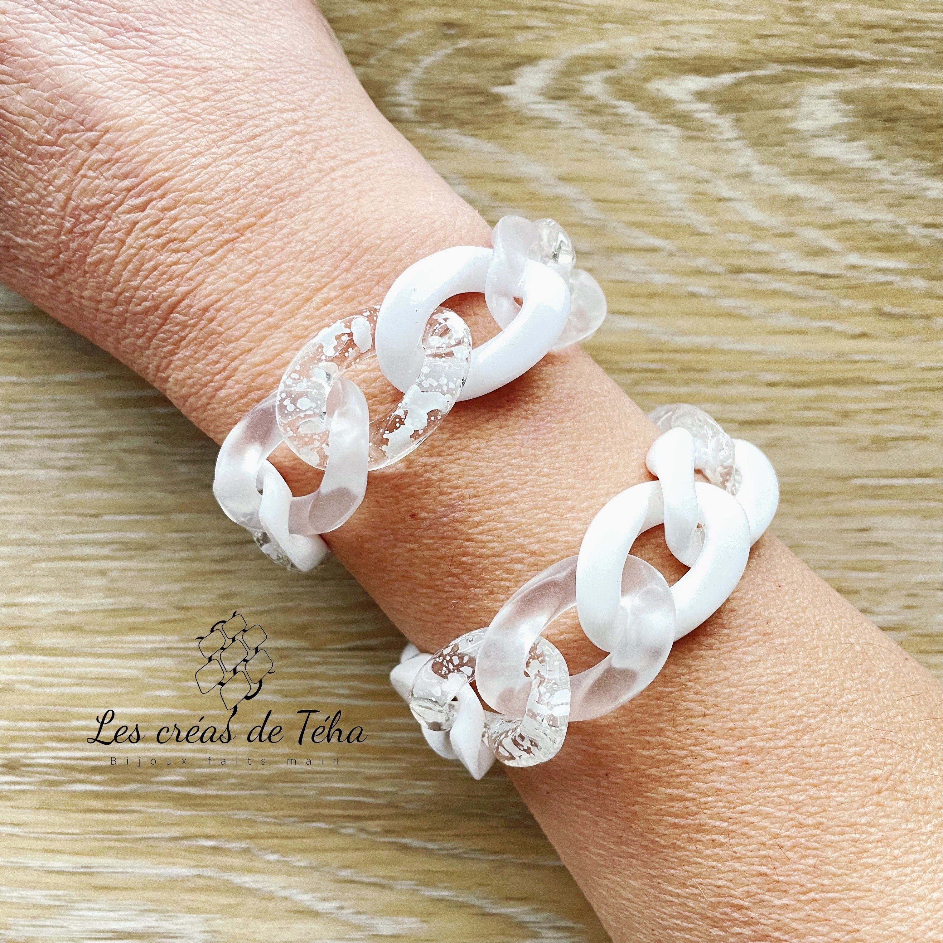 Bracelet tendance grosses mailles acrylique blanc,  acier inoxydable modèle Ohéa