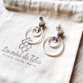 Boucles d’oreilles Māhina argentée en acier inoxydable