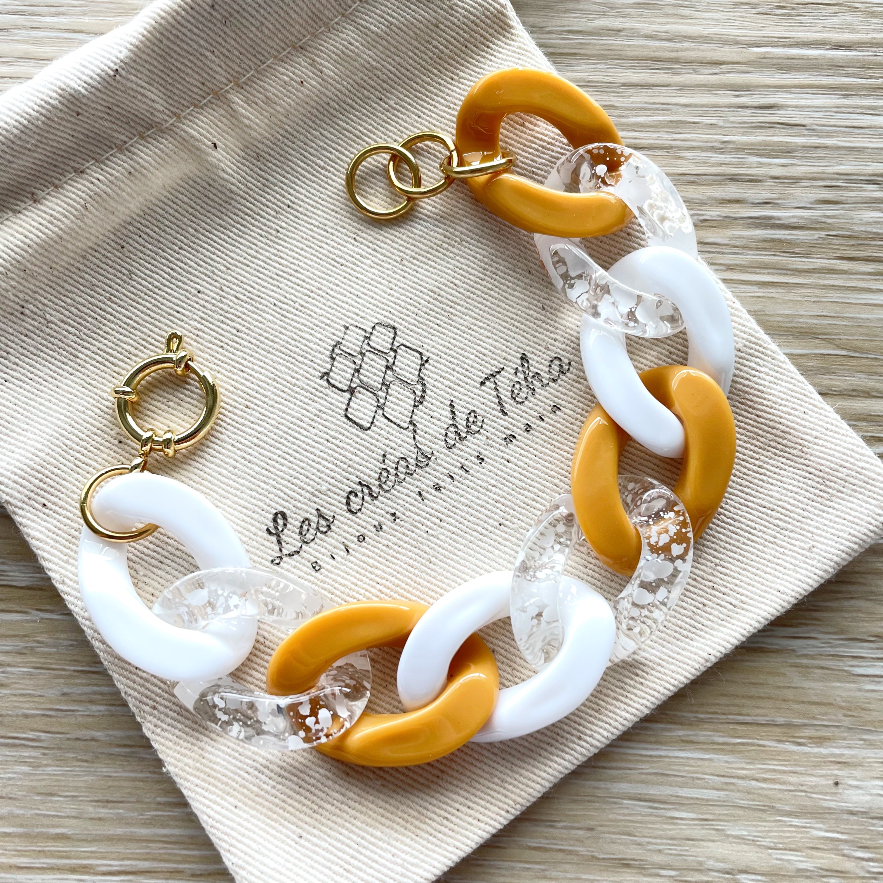 Bracelet tendance en grosses mailles jaune et blanc modèle