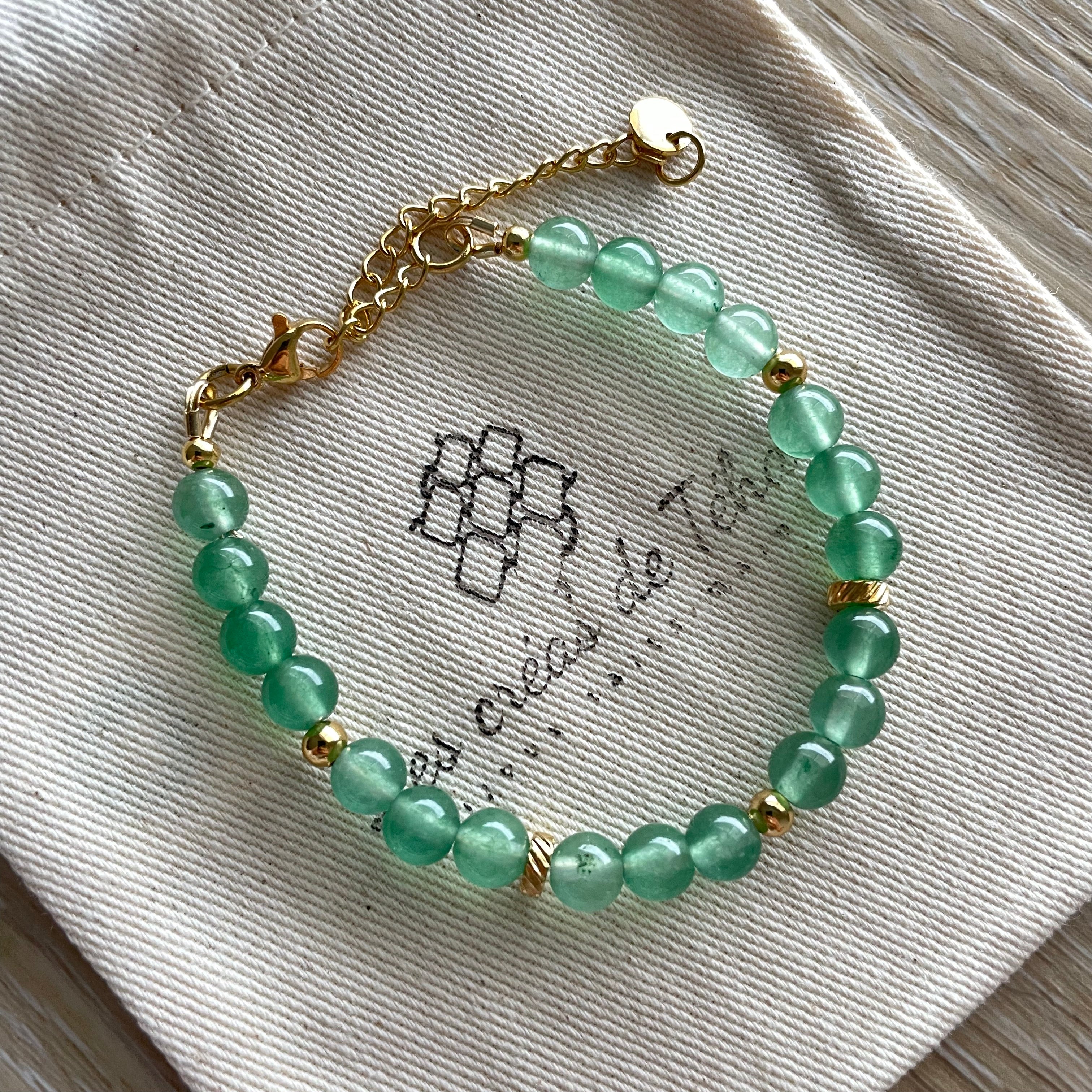Bracelet en pierres naturelles modèle Aura