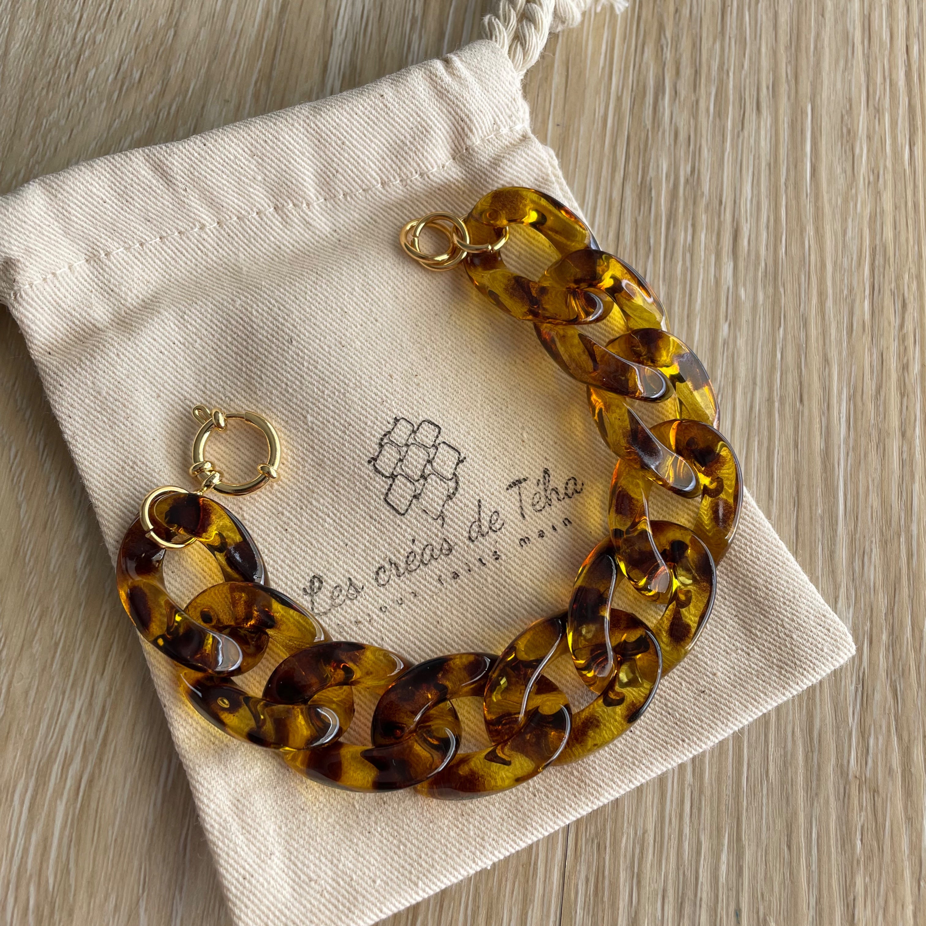 Bracelet tendance grosses mailles coloris écaille modèle Ohéa