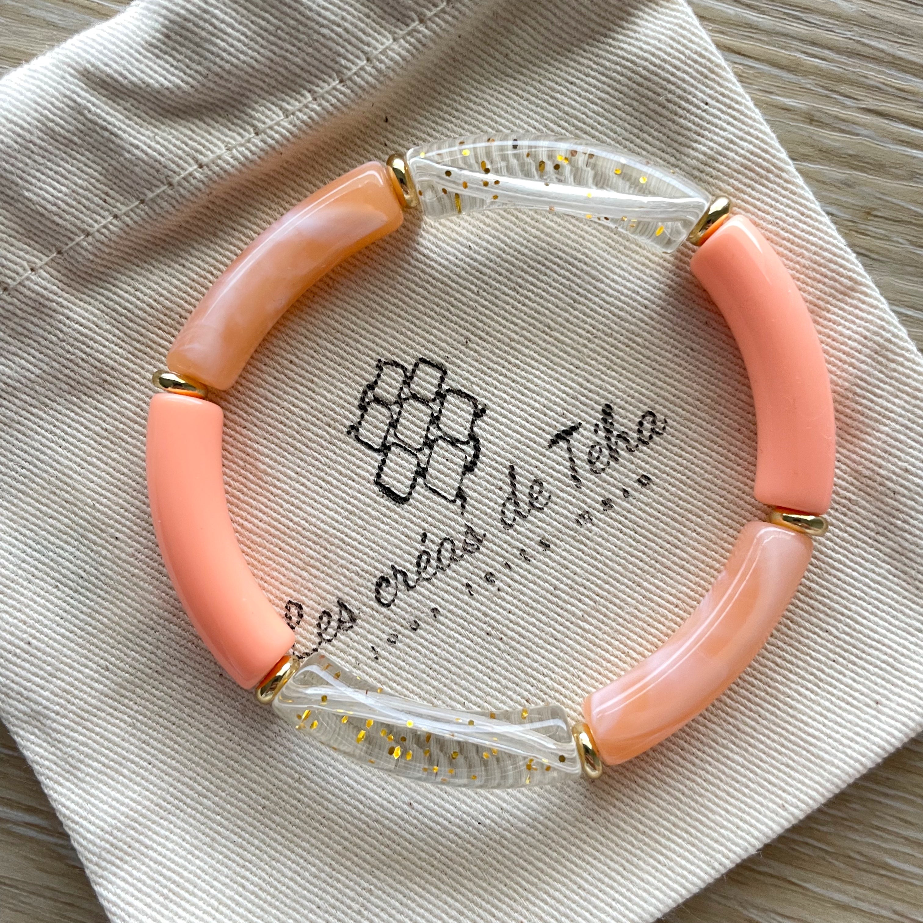 Bracelet élastique tendance perles incurvées modèle Ata