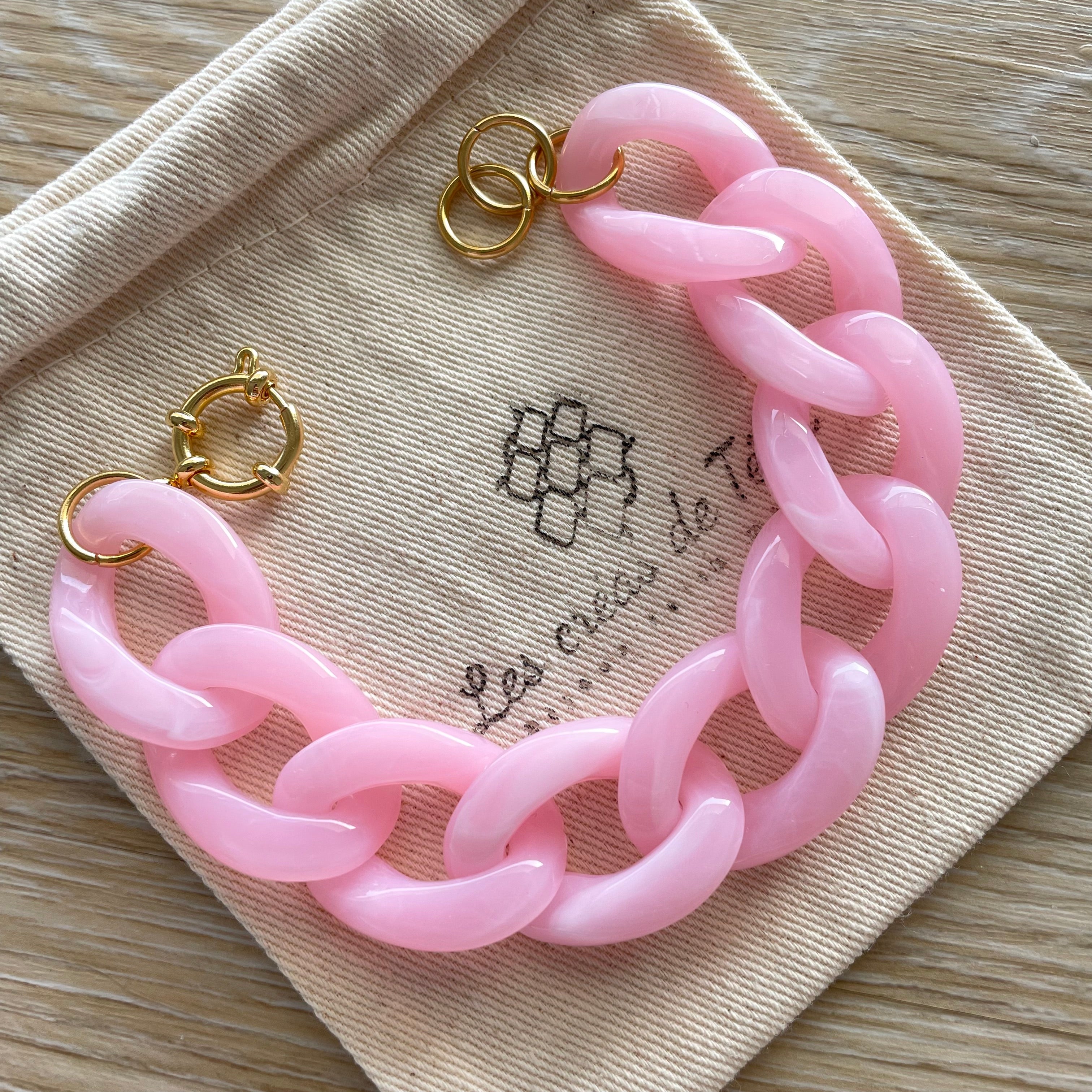 Bracelet tendance grosses mailles modèle Ohéa