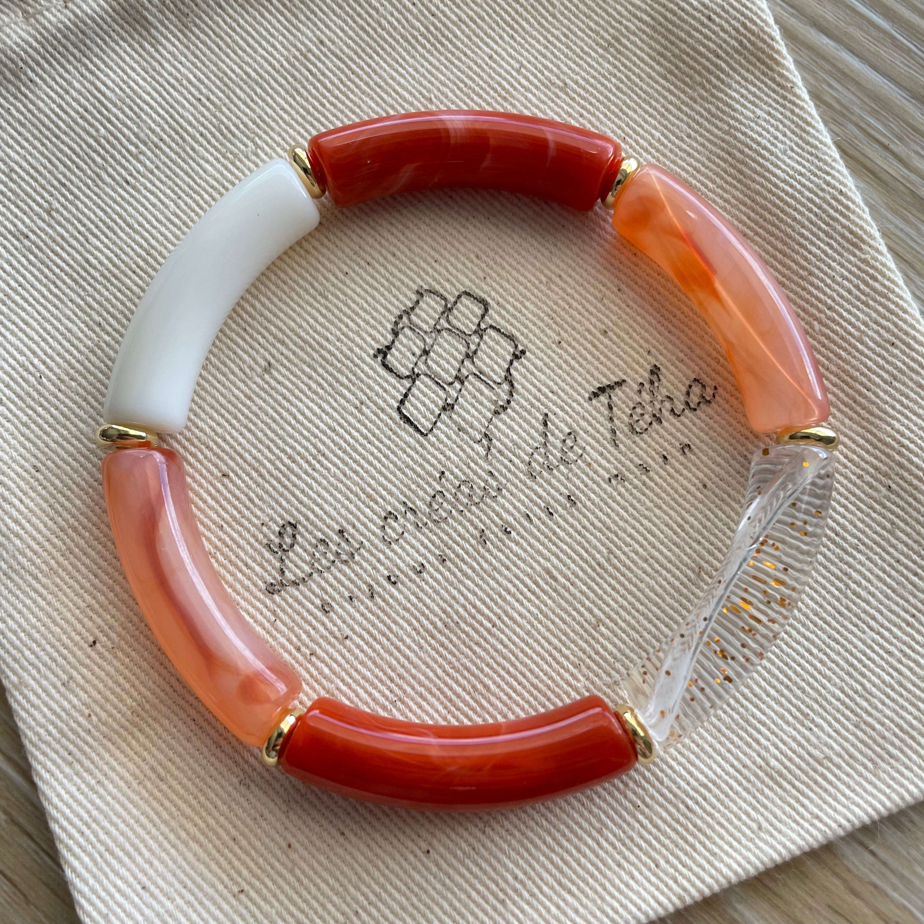 Bracelet élastique tendance perles incurvées modèle Ata
