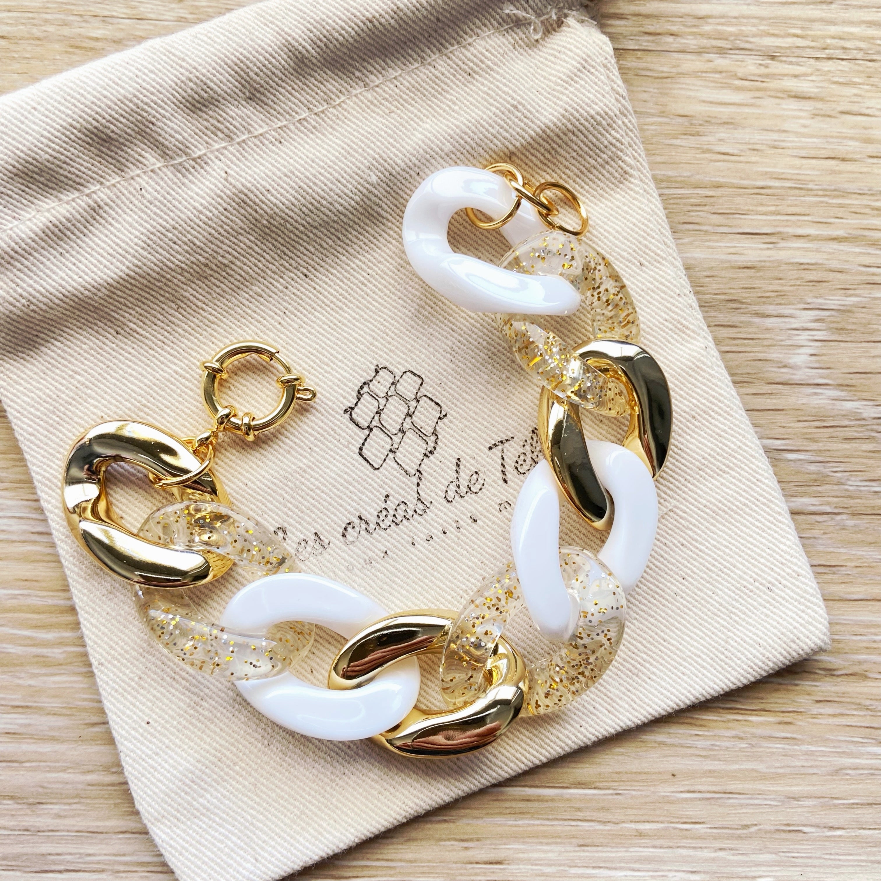 Bracelet tendance grosses mailles en acrylique et acier inoxydable modèle Ohea