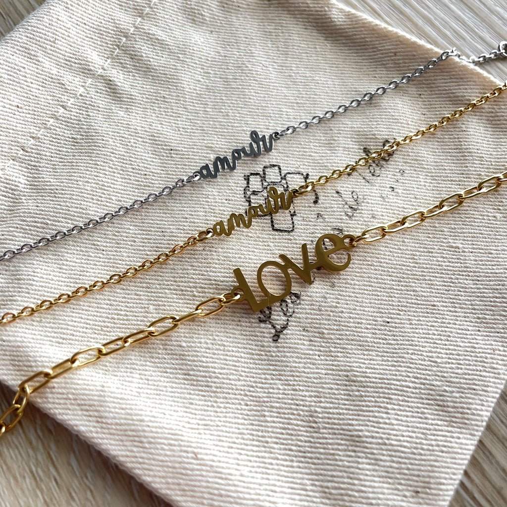 Bracelet réglable en acier inoxydable modèle Amour