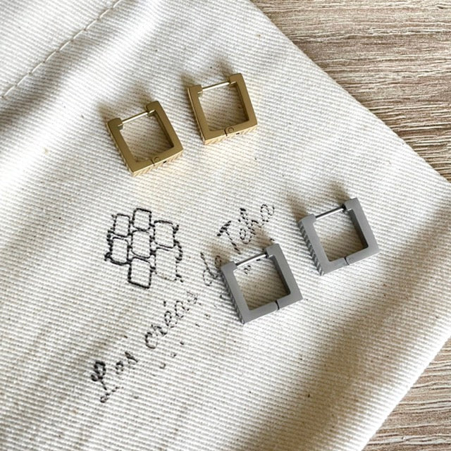 Créoles en acier inoxydable modèle Square