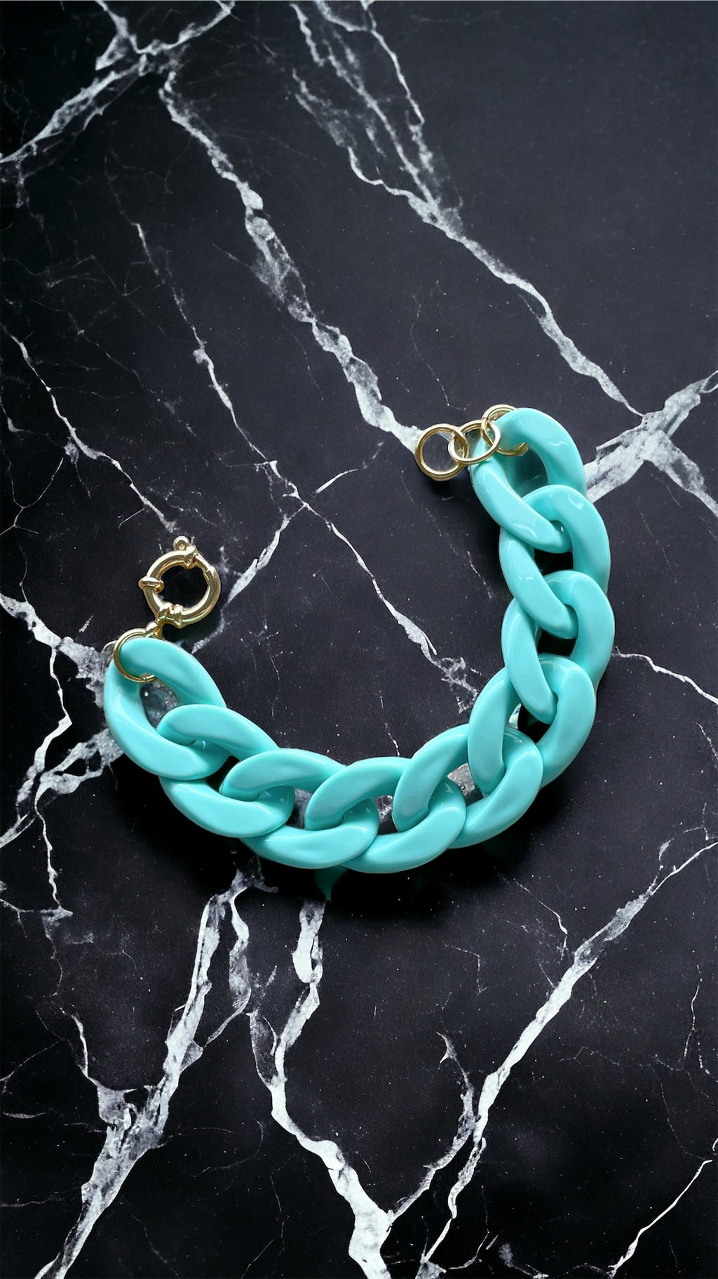 Bracelet tendance en grosses mailles turquoise modèle Ohea