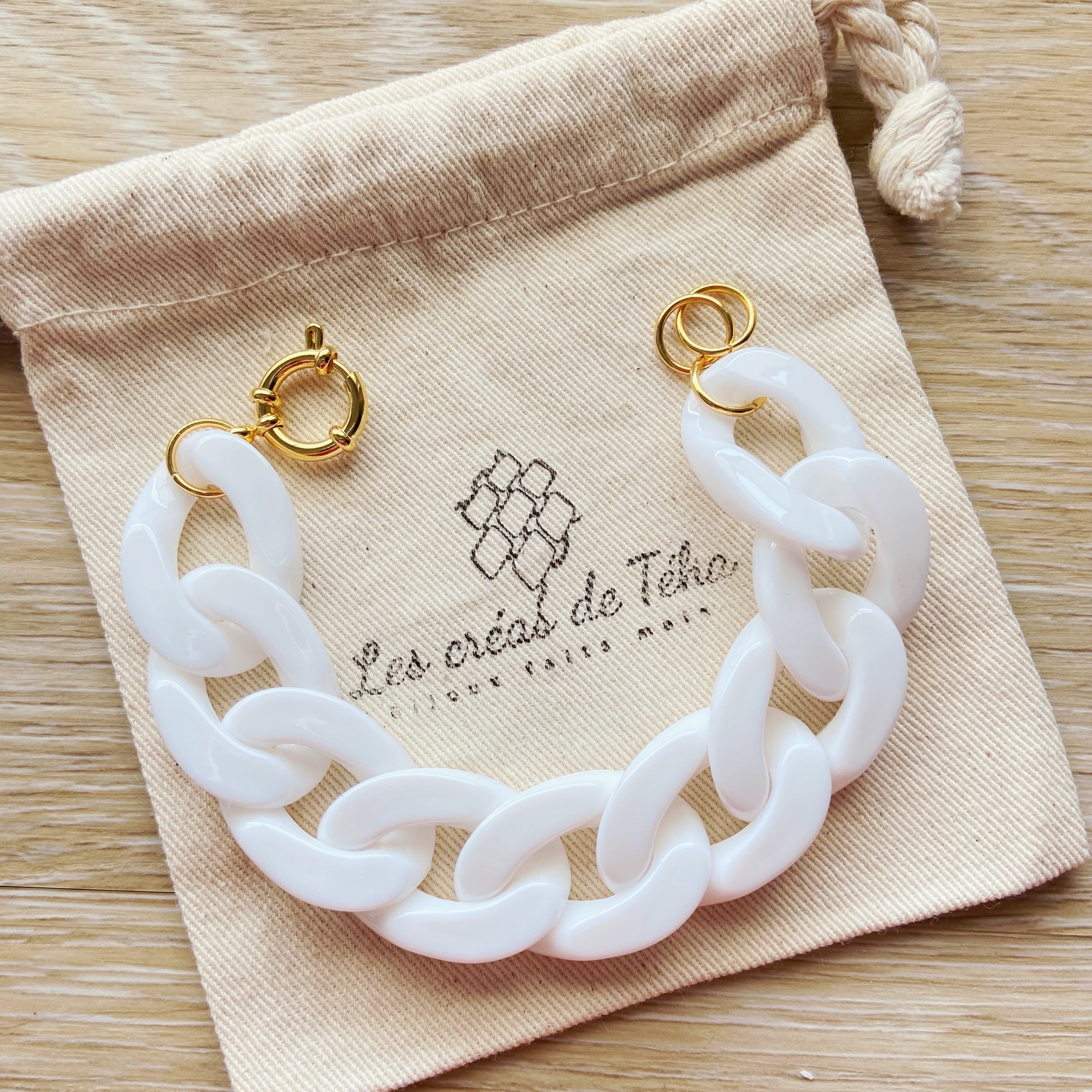 Bracelet tendance grosses mailles en acrylique et acier inoxydable modèle Ohea