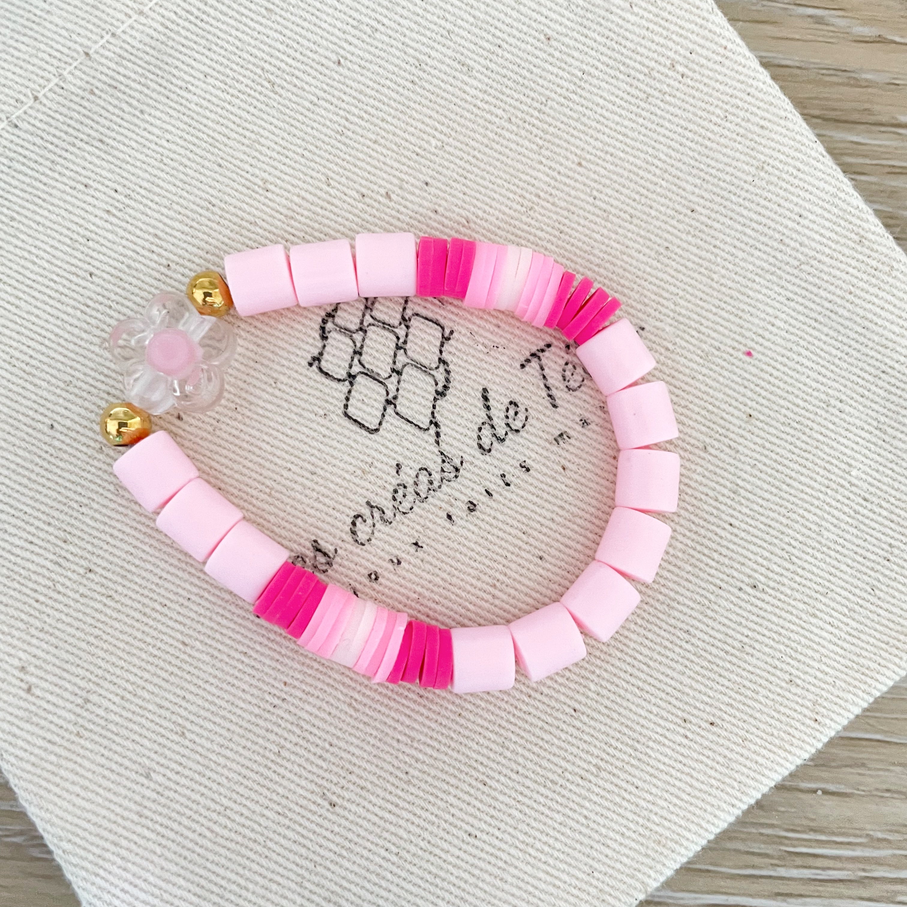 Bracelet enfant,  élastique en perles polymère modèle Candy