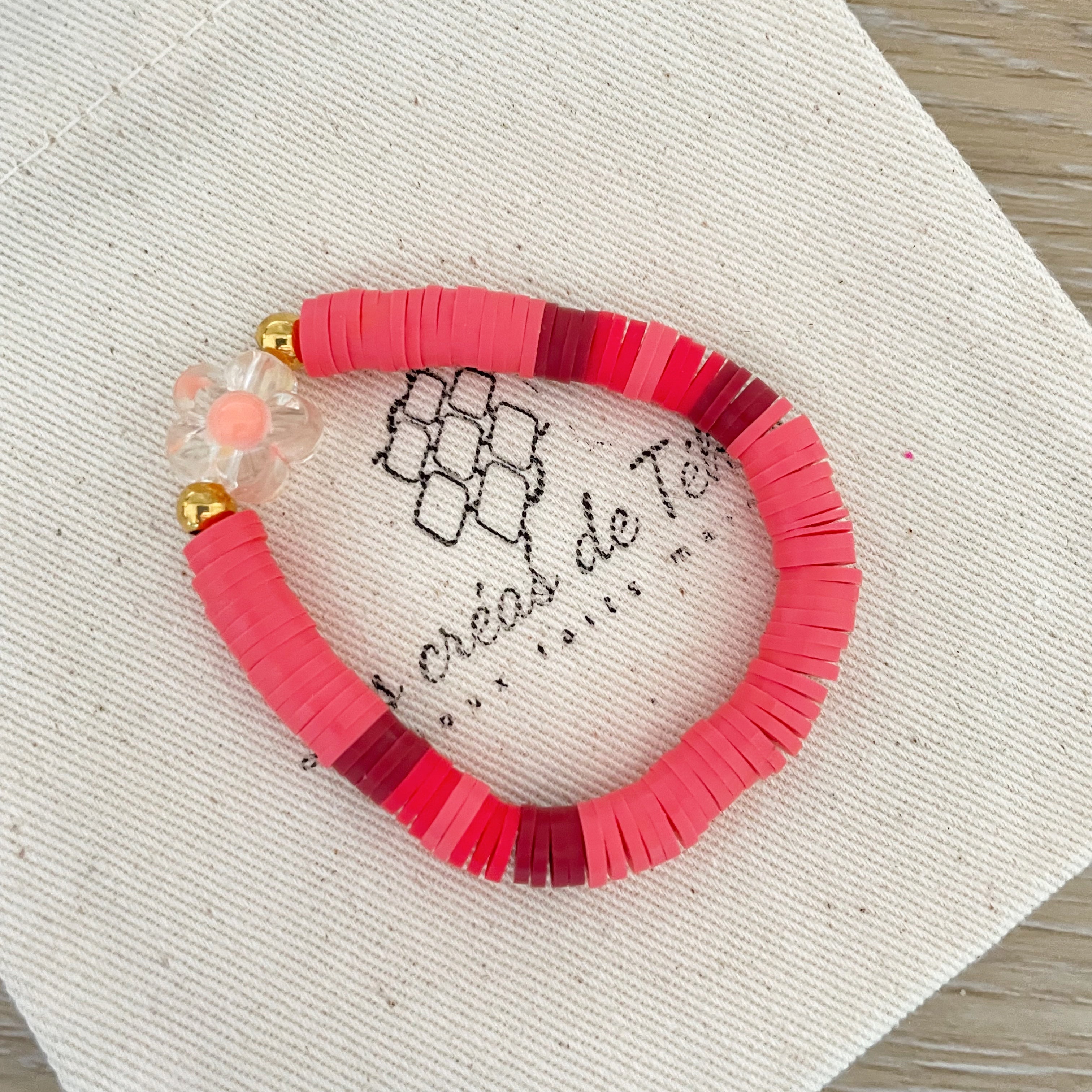 Bracelet enfant,  élastique en perles polymère modèle Candy