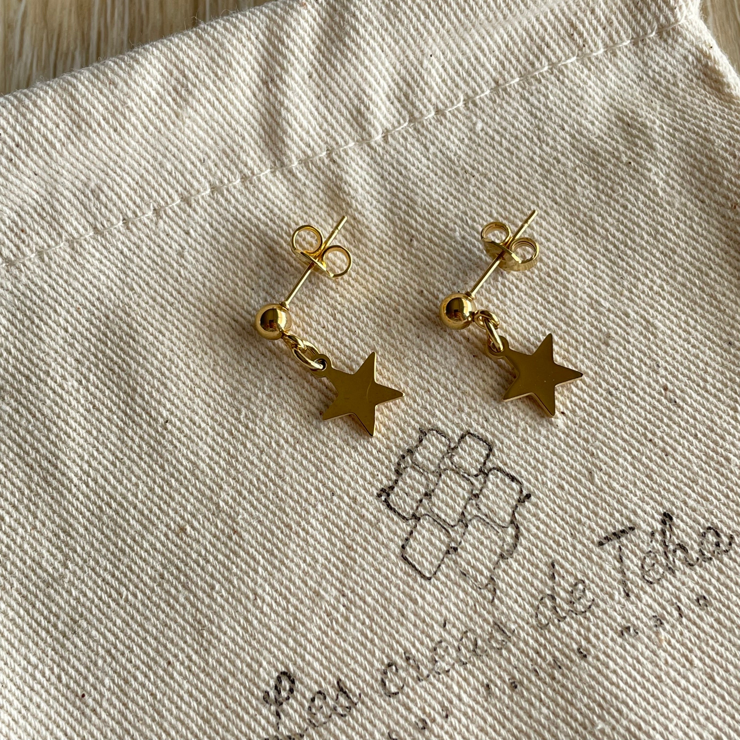 Boucles d’oreilles en acier inoxydable et plaqué or modèle So cute