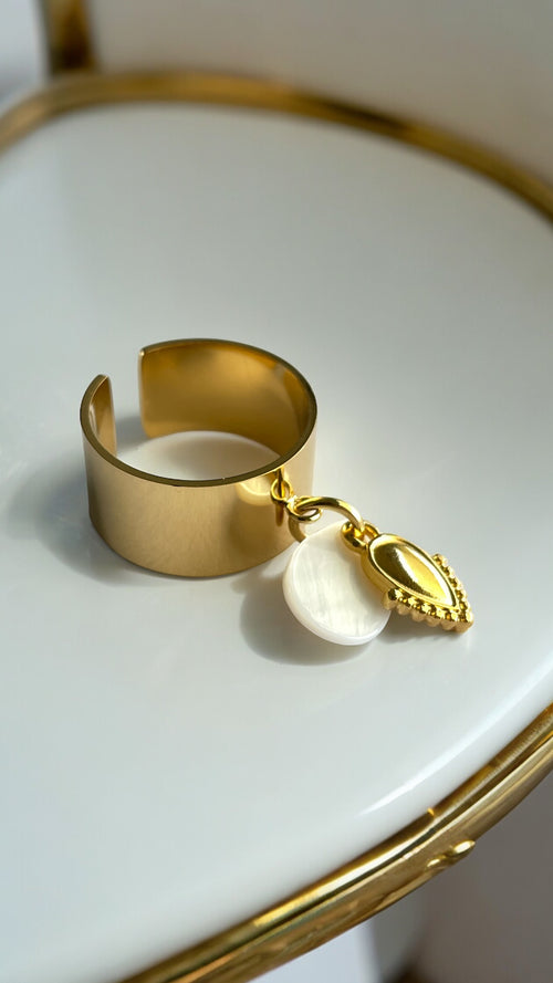 Bague en acier inoxydable et nacre  modèle Pōta'a