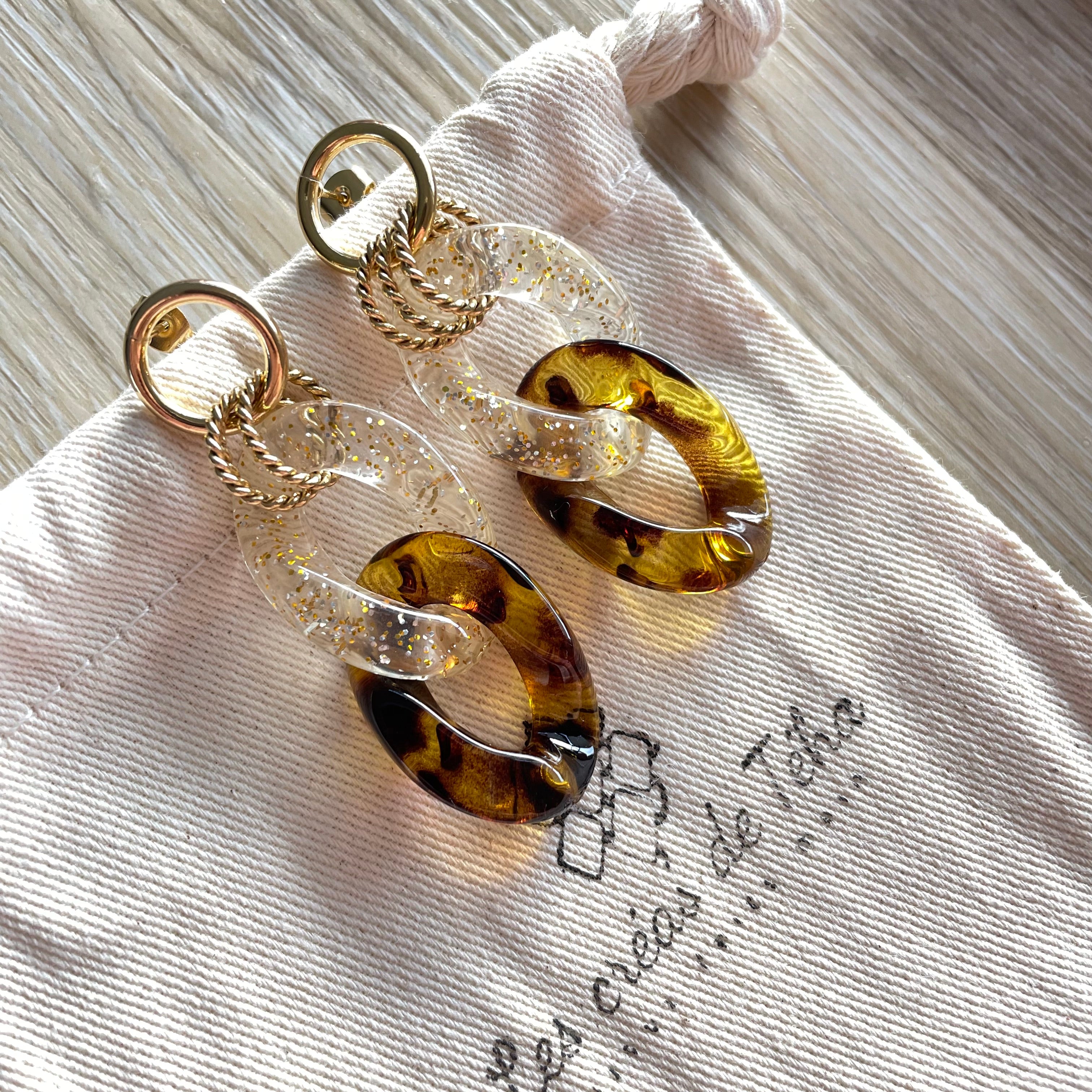 Boucles d'oreilles en grosses mailles modèle Ohea