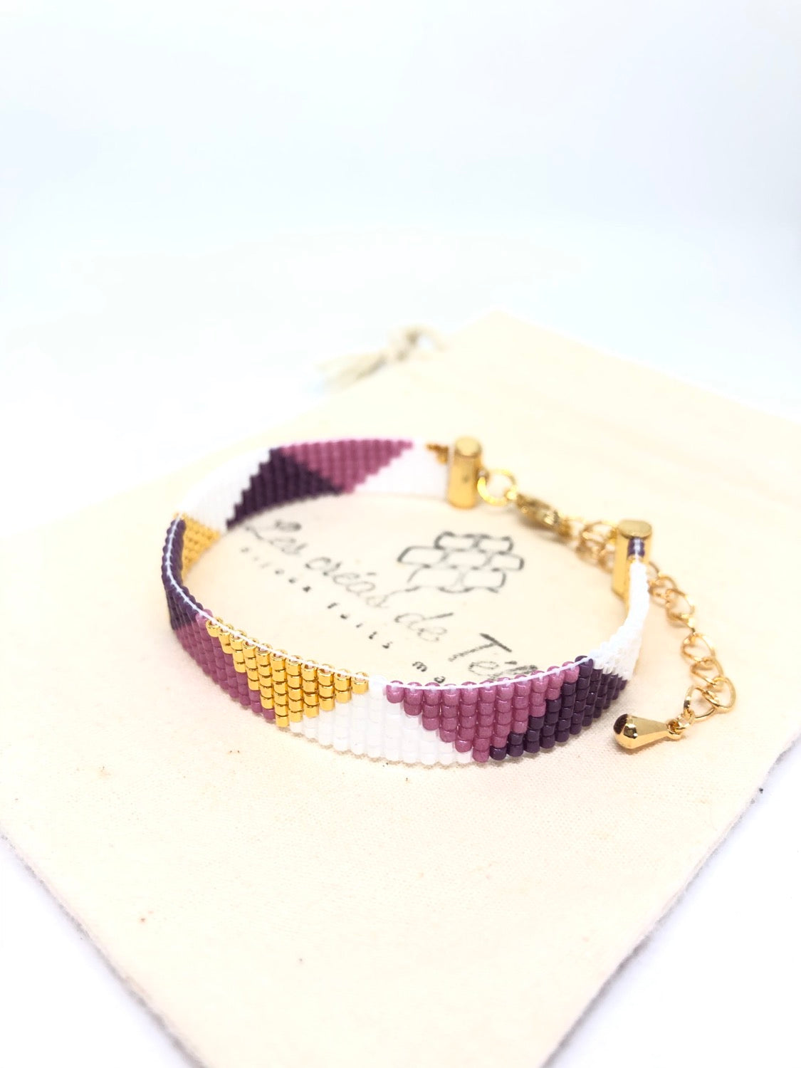 Bracelet fin Atavai en perles de verre et plaqué or