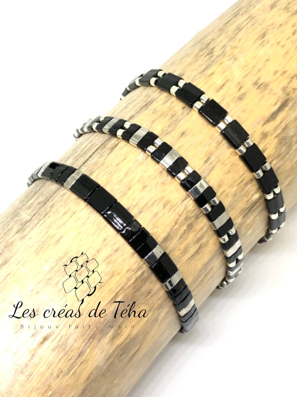Bracelet Huira noir et argenté en perles de verre et cordon