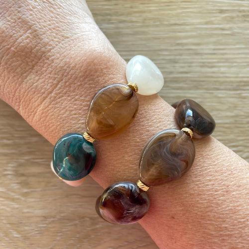 Bracelet élastique en perles acrylique et acier inoxydable modèle Joia