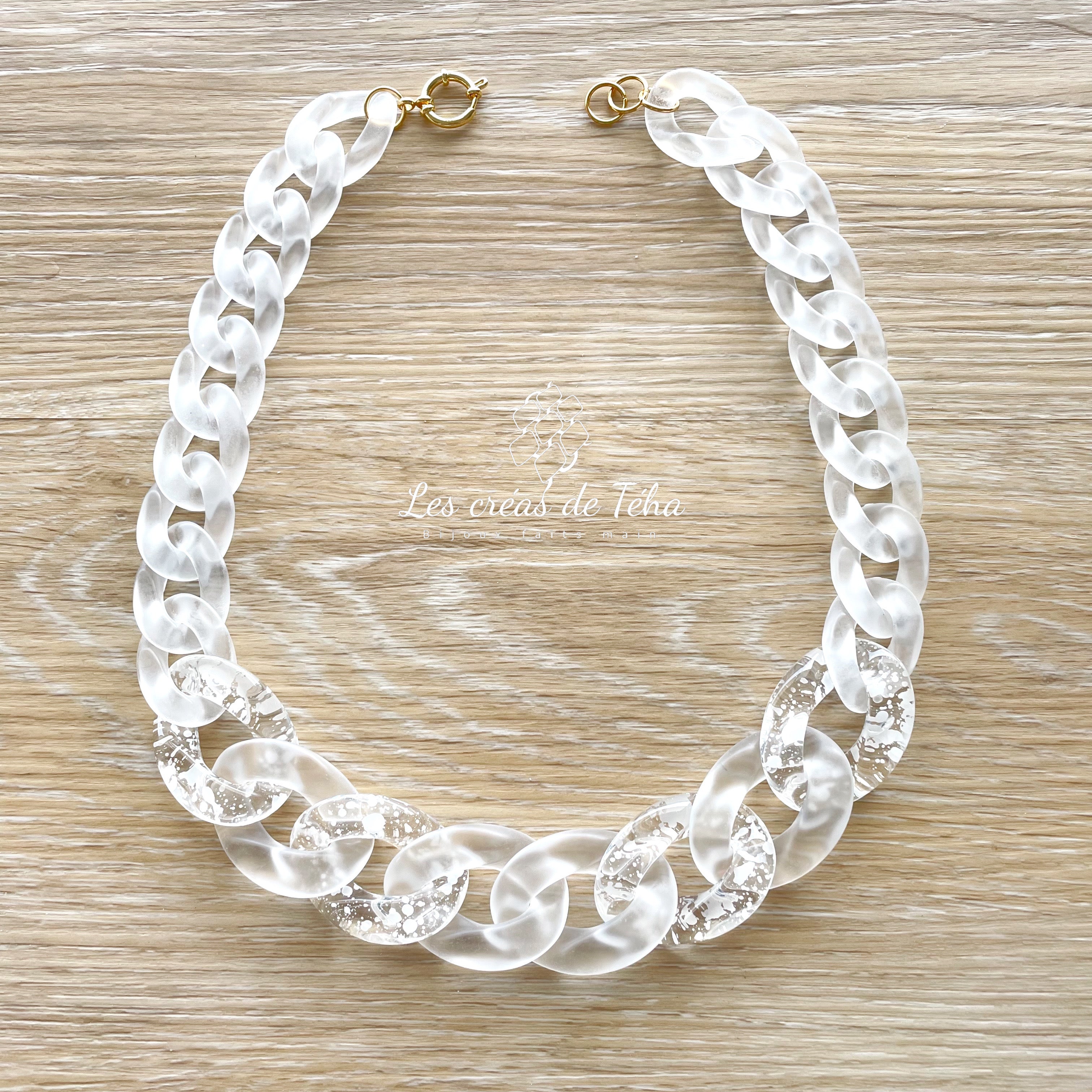 Parure de bijoux en grosses mailles blanc modèle Ohéa