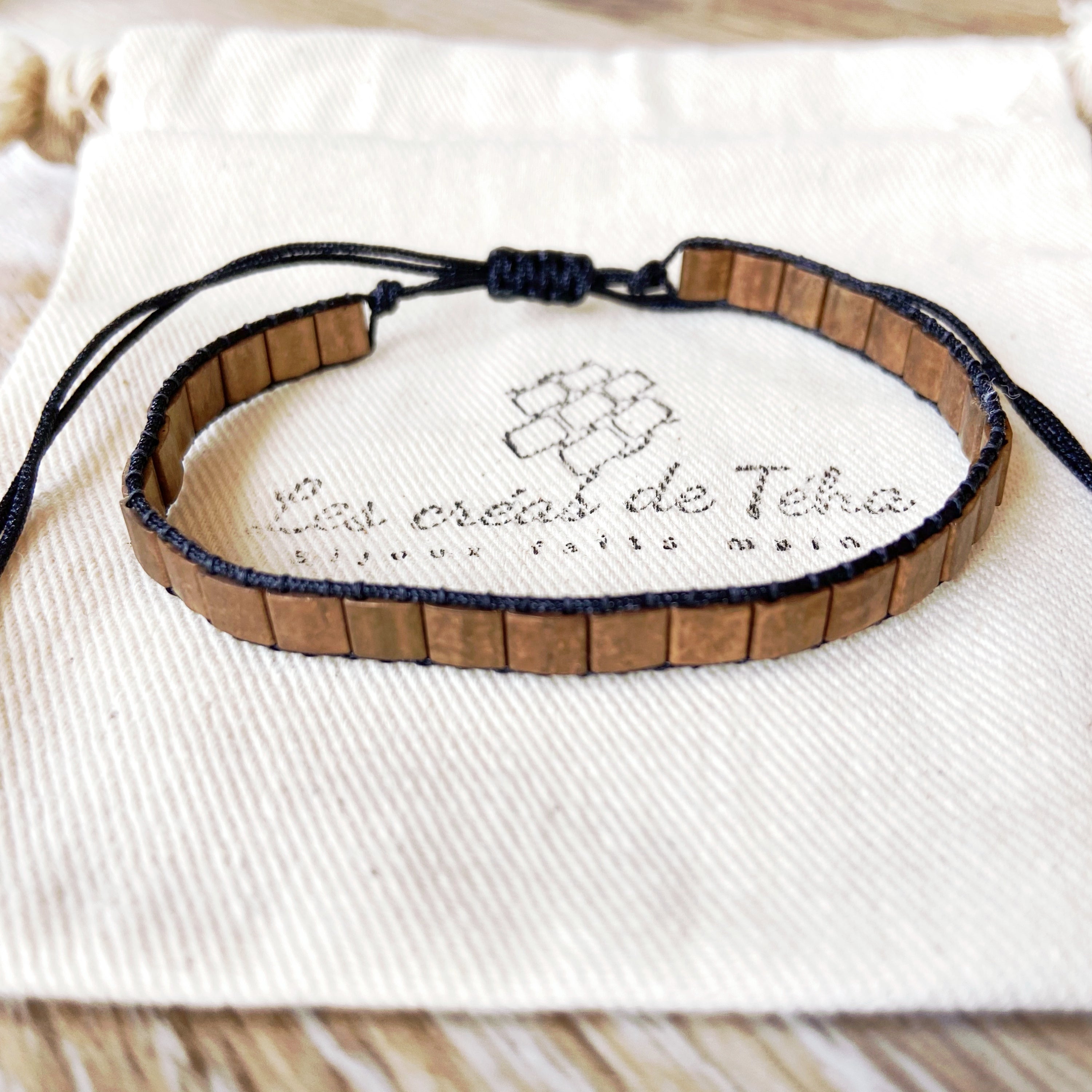 Bracelet homme modèle Avei en perles de verre et cordon