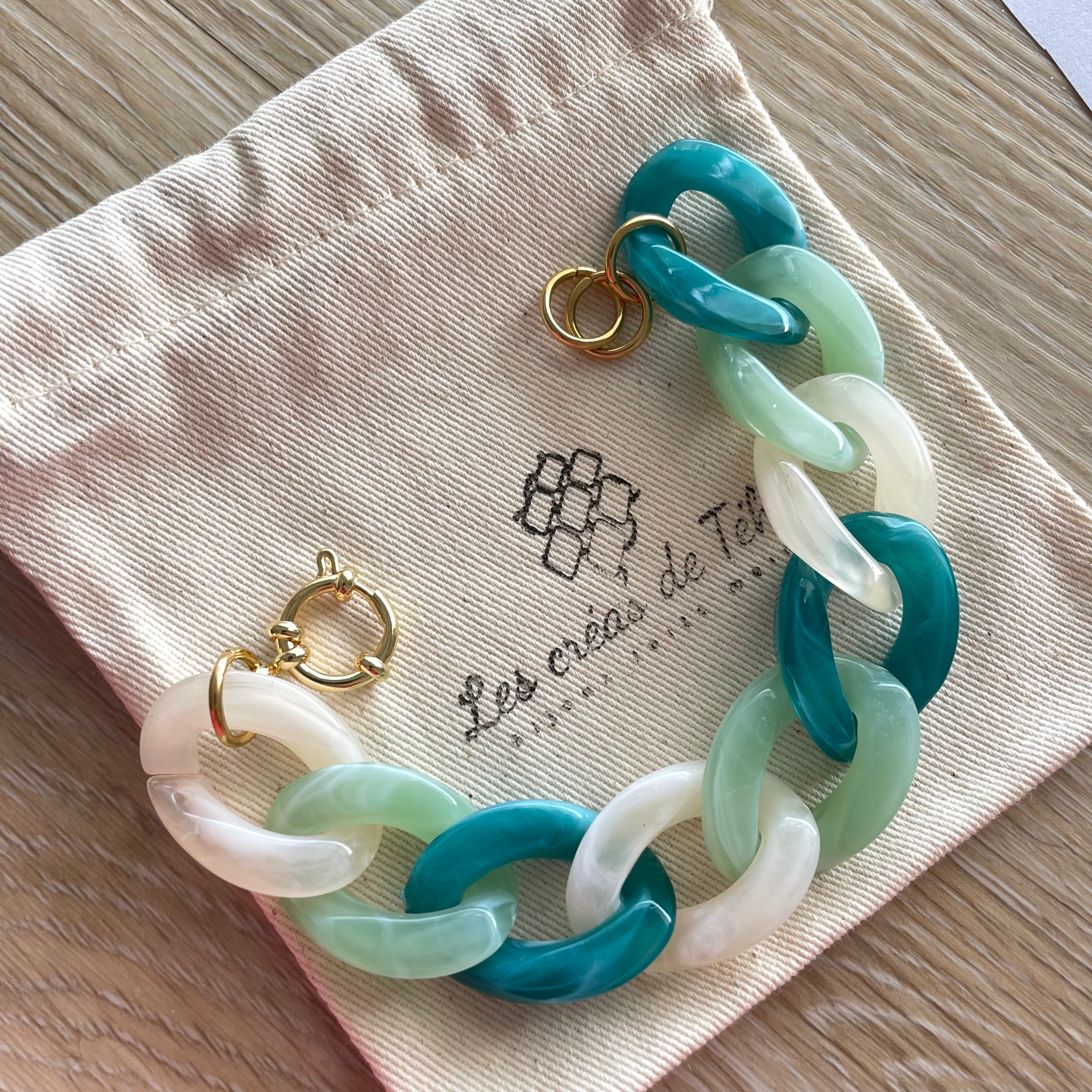 Bracelet en grosses mailles en acrylique modèle Ohéa