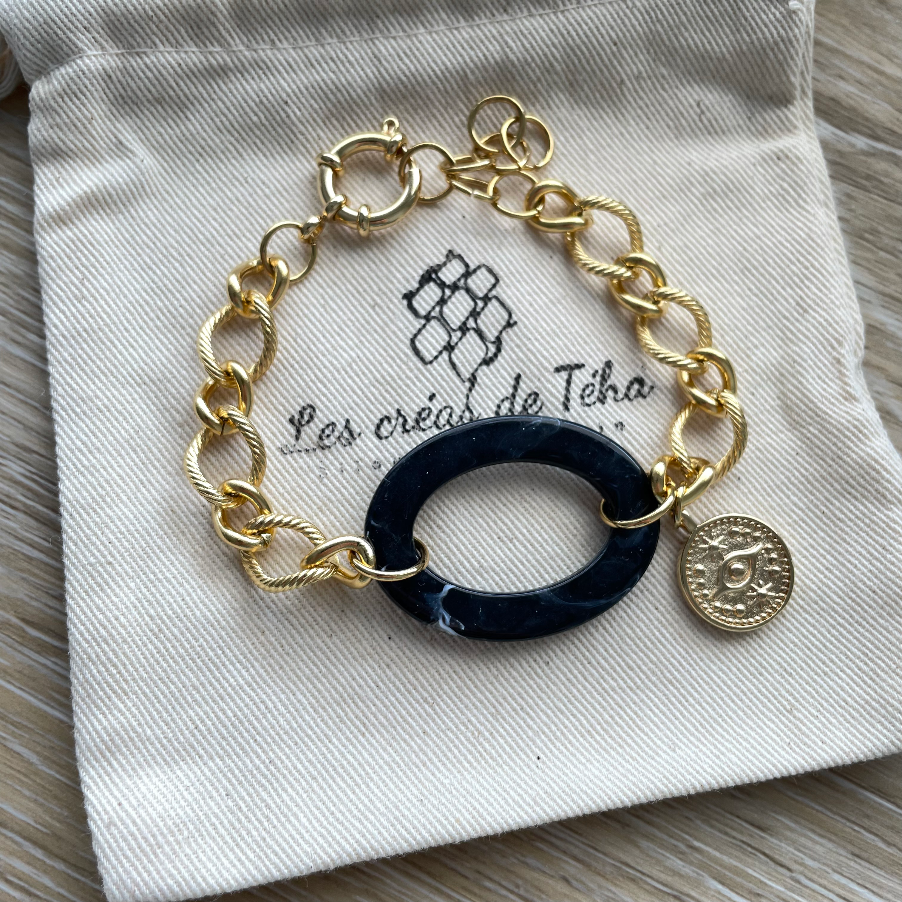 Bracelet tendance acier inoxydable modèle Āuri