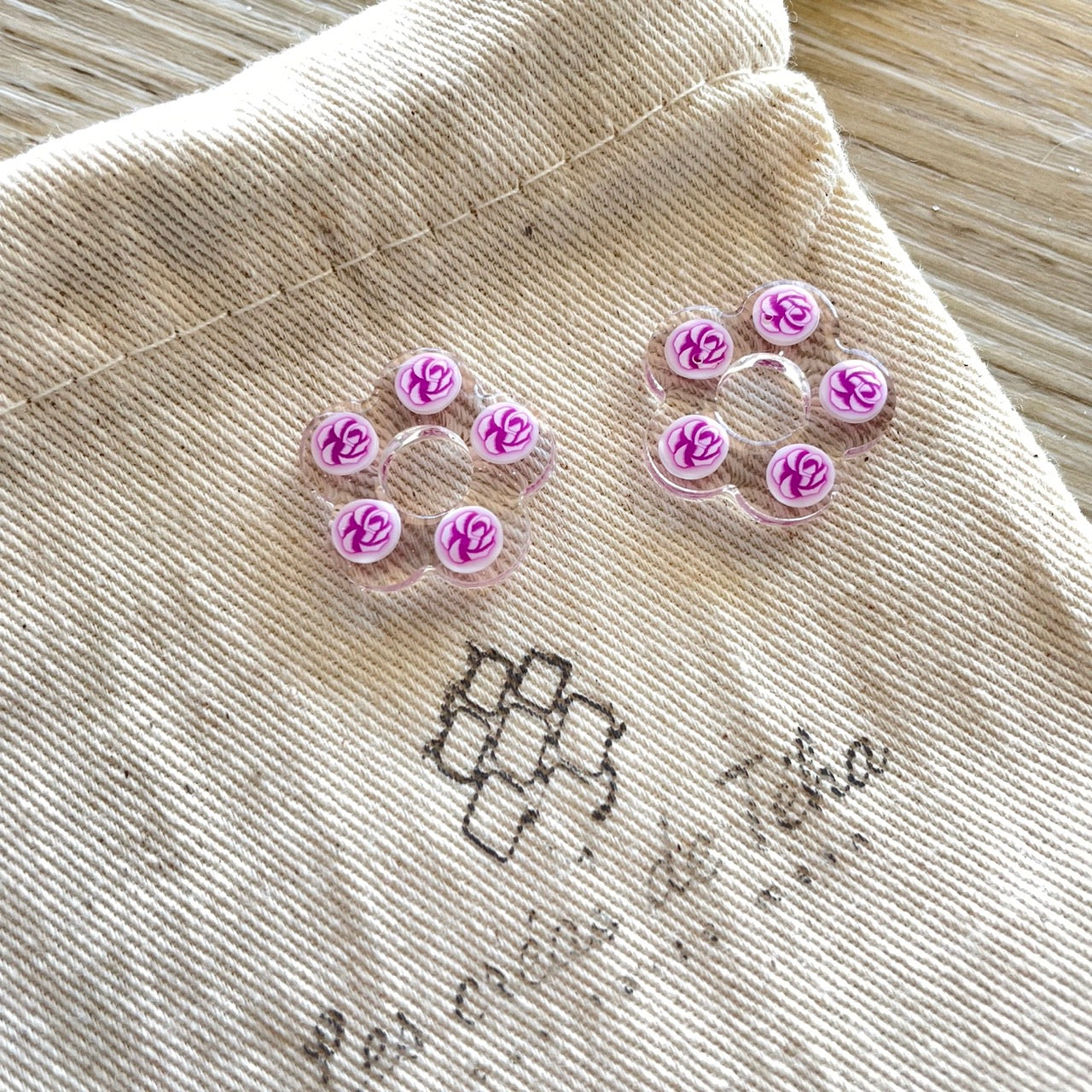 Pampilles fleurs avec ou sans créoles en acier inoxydable modèle Flower power