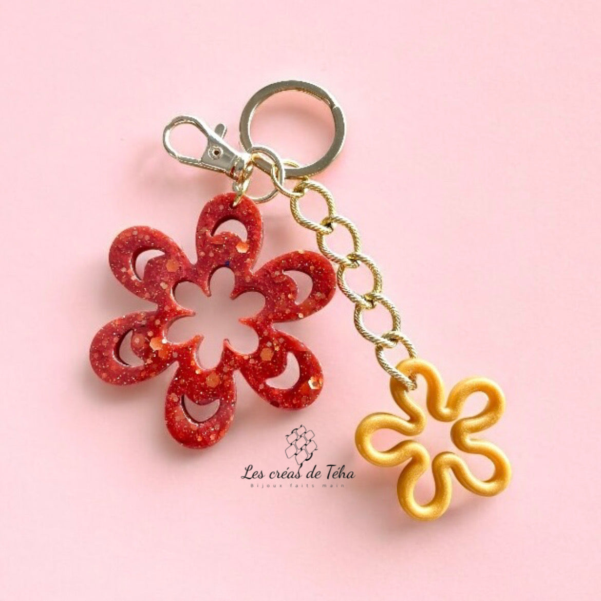 Porte-clés bijou de sac avec breloque fleur en résine modèle Flower
