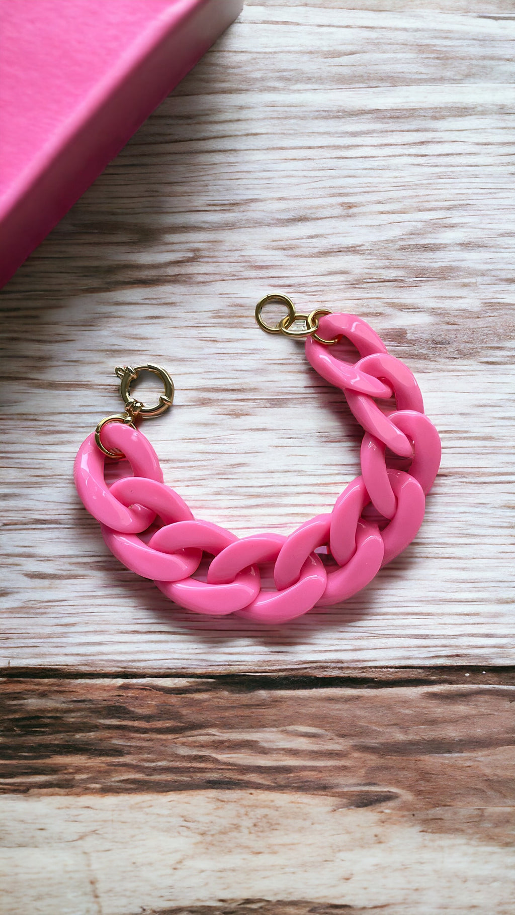 Bracelet tendance en grosses mailles roses modèle Ohea