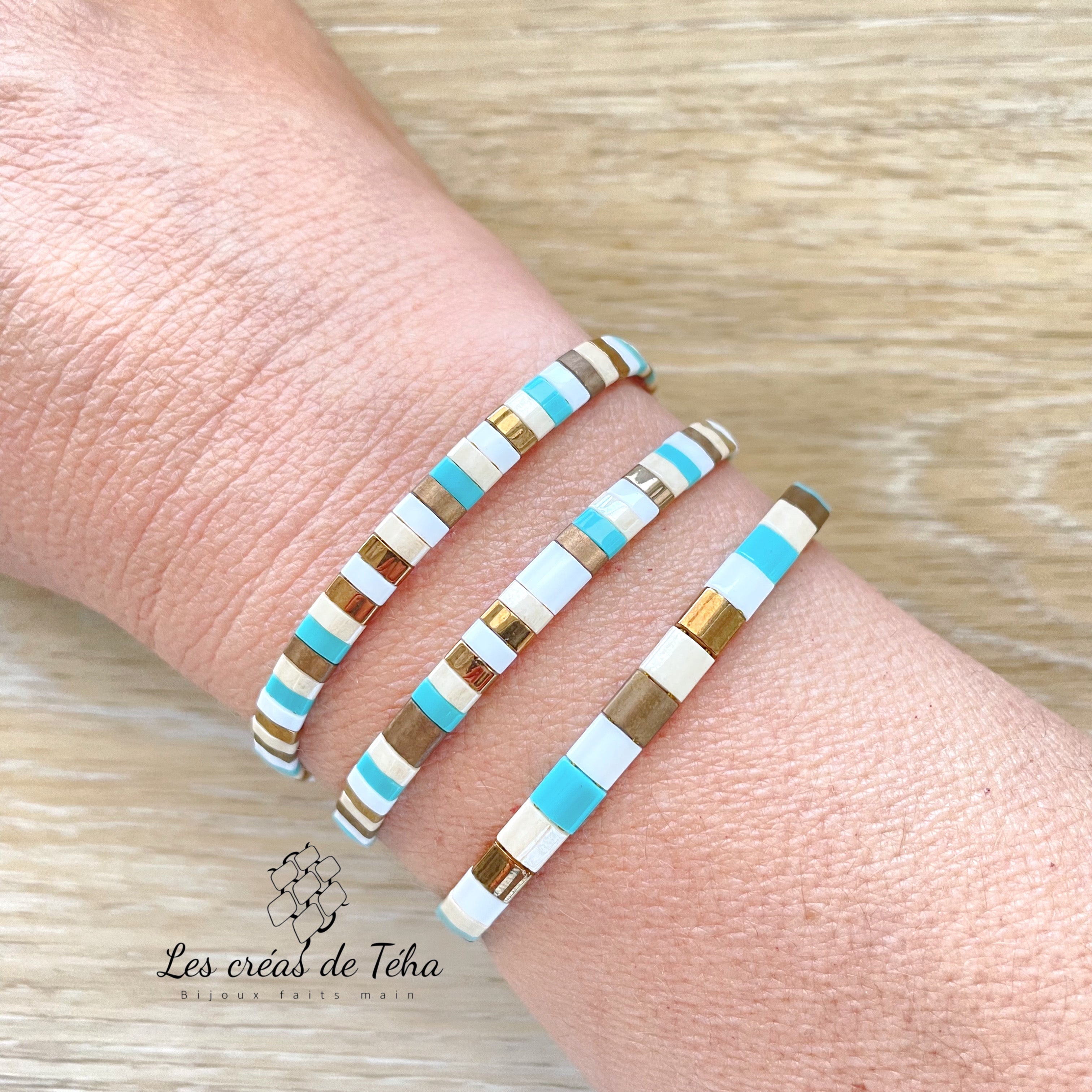 Bracelet réglable en perles de verre   et cordon modèle Huira