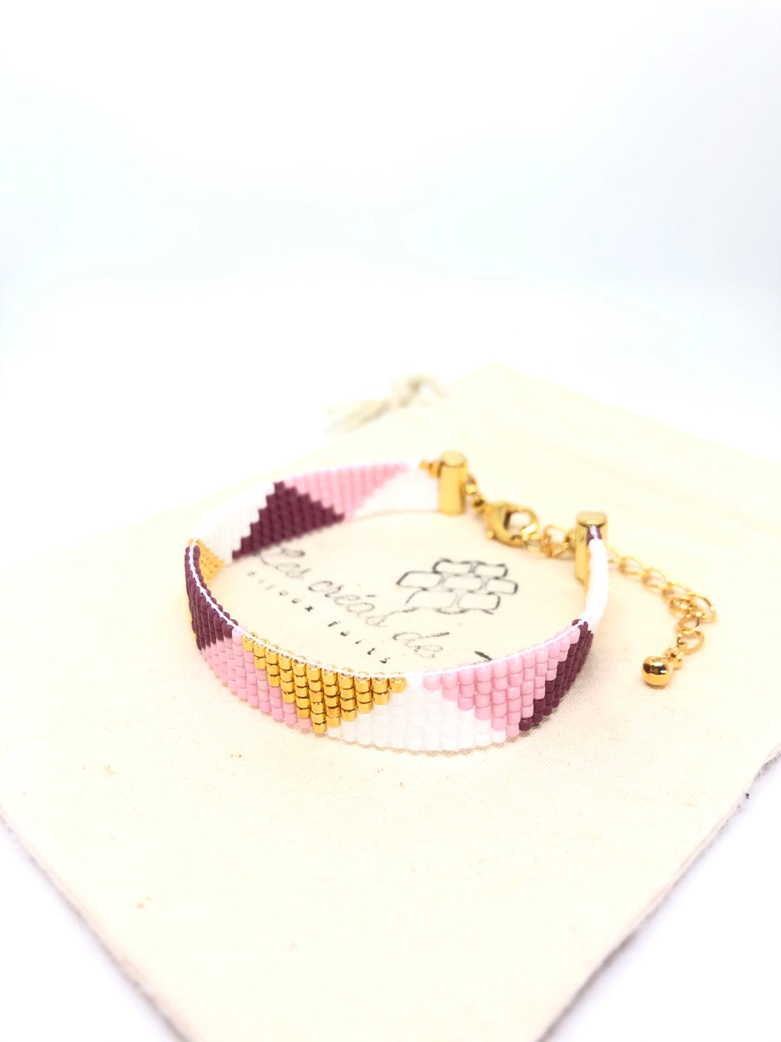 Bracelet fin Atavai en perles de verre et plaqué or