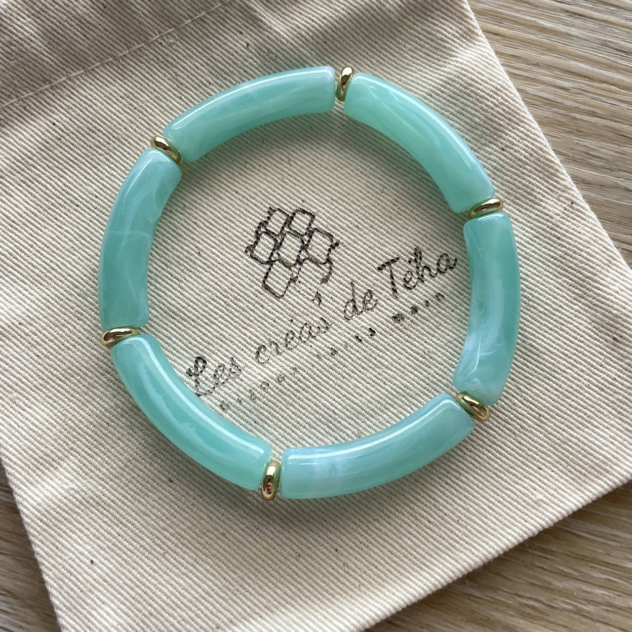 Bracelet élastique tendance perles incurvées modèle Ata