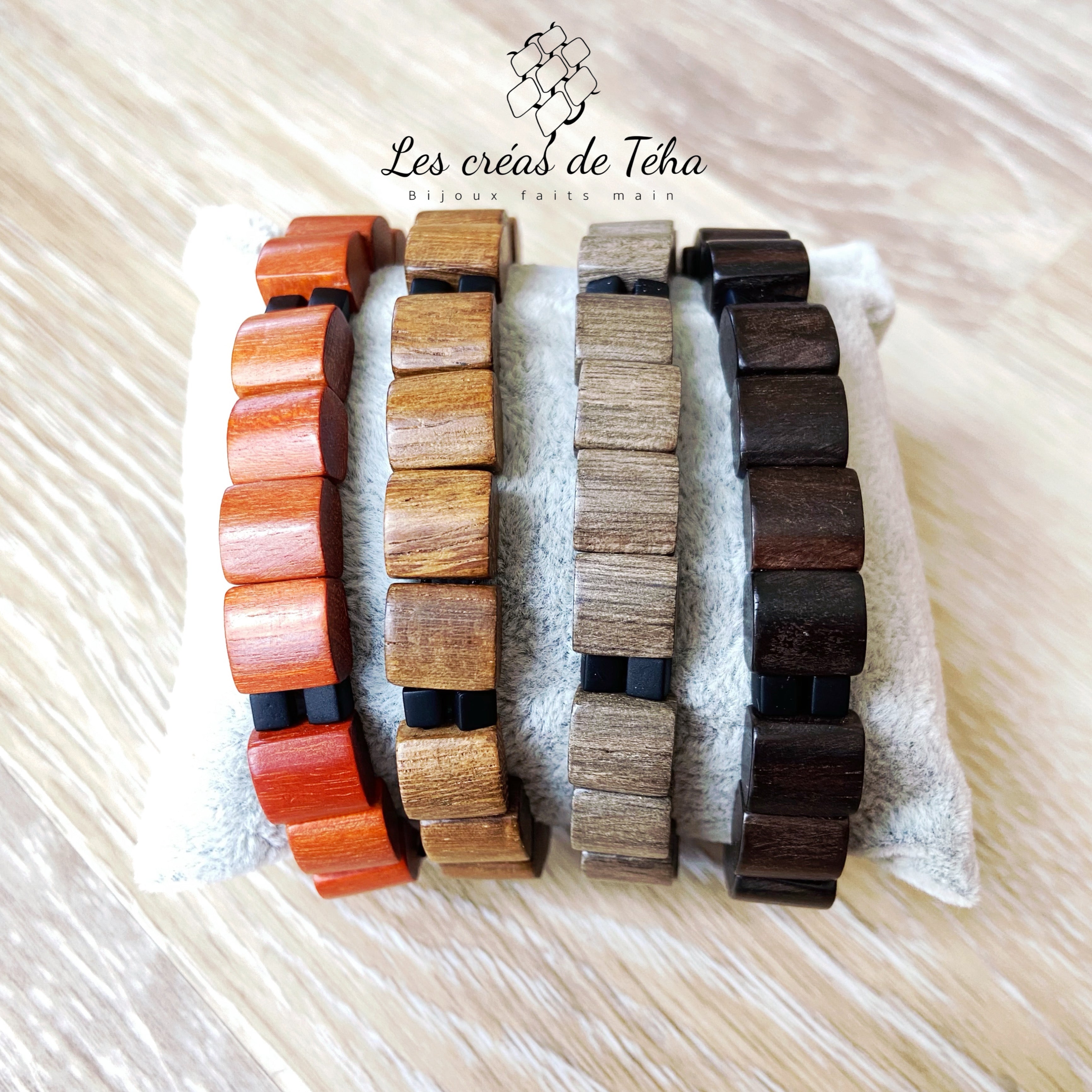 Bracelet homme modèle Mohina en perles en bois, en verre et hématite