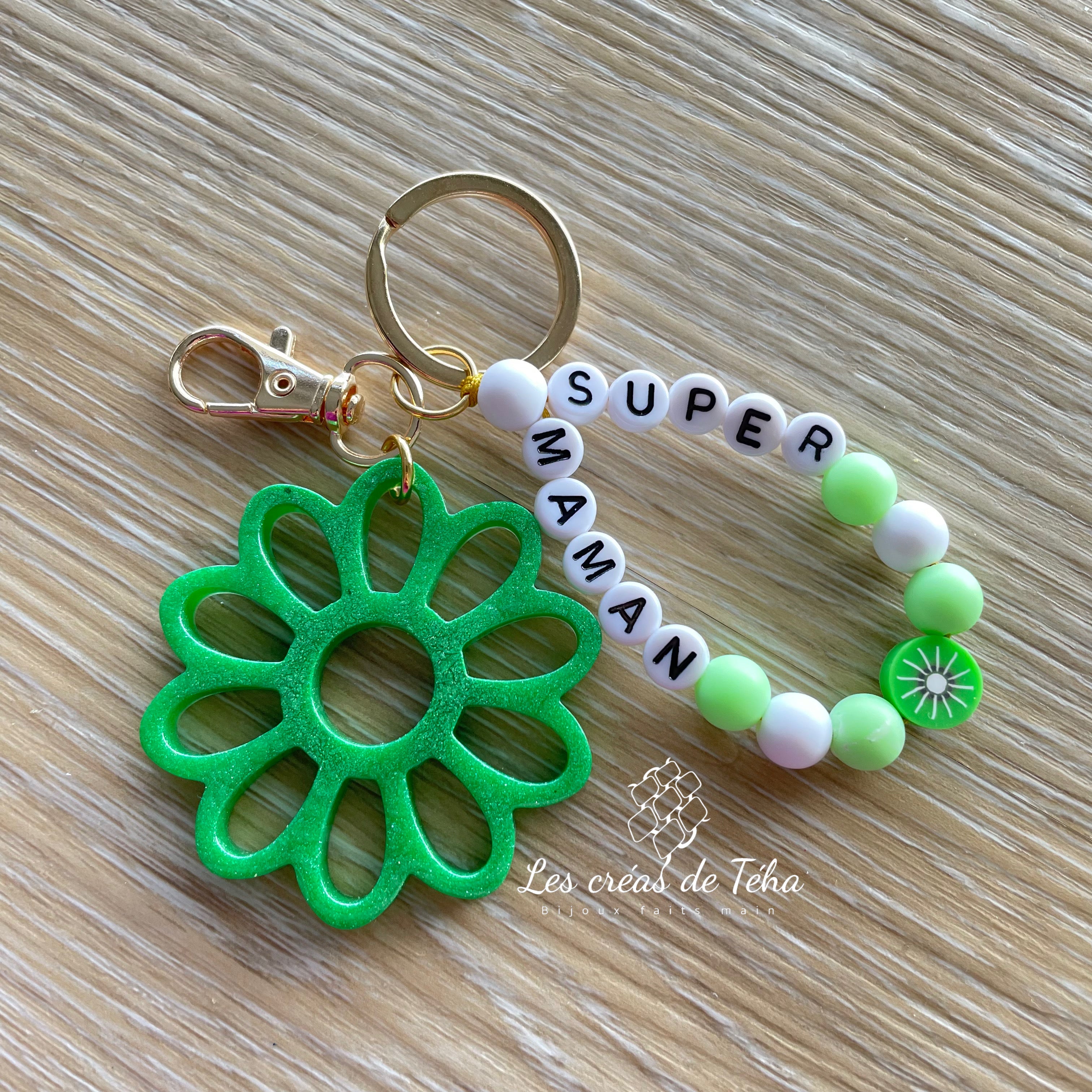 Porte-clés bijou de sac avec breloque fleur en résine modèle Flower