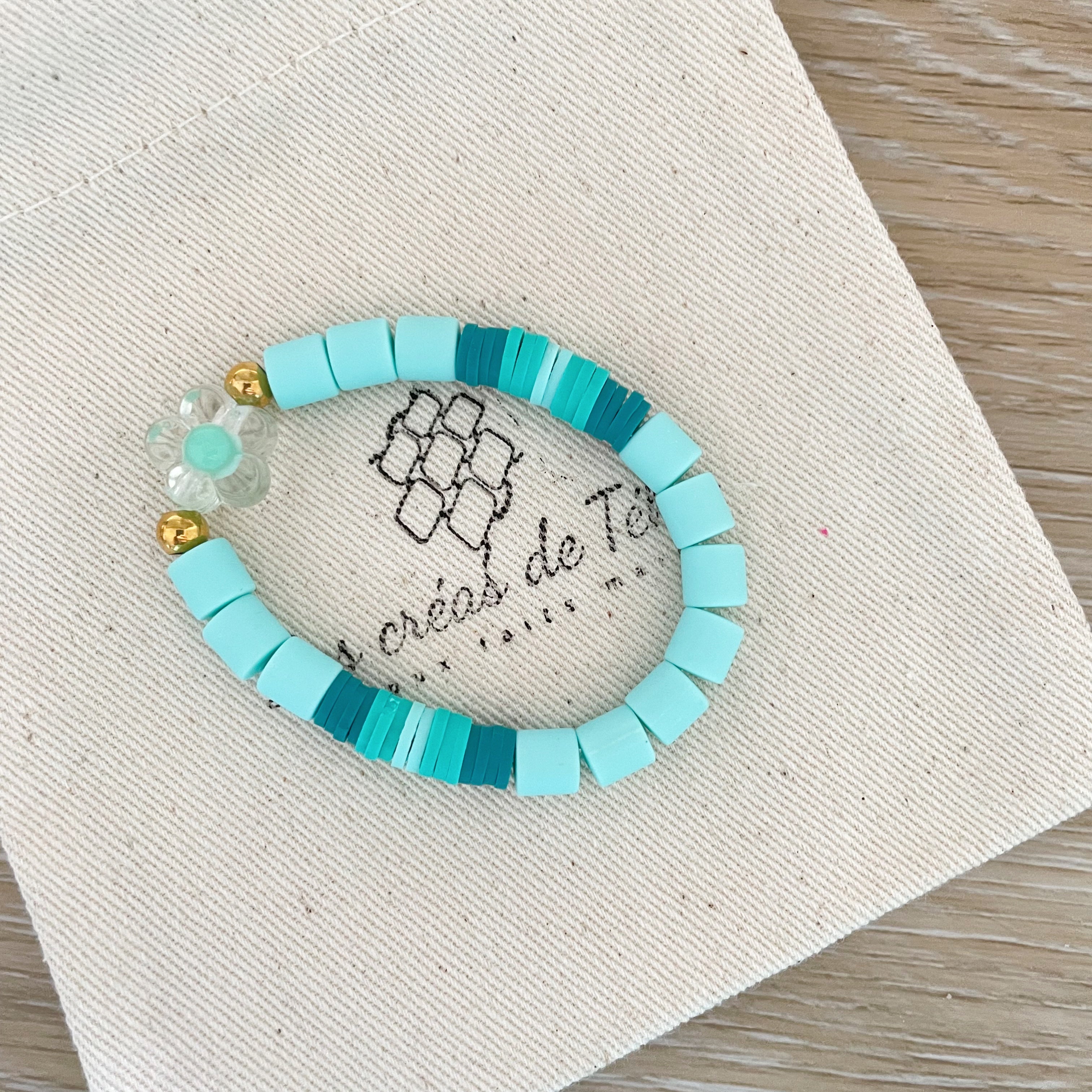 Bracelet enfant,  élastique en perles polymère modèle Candy