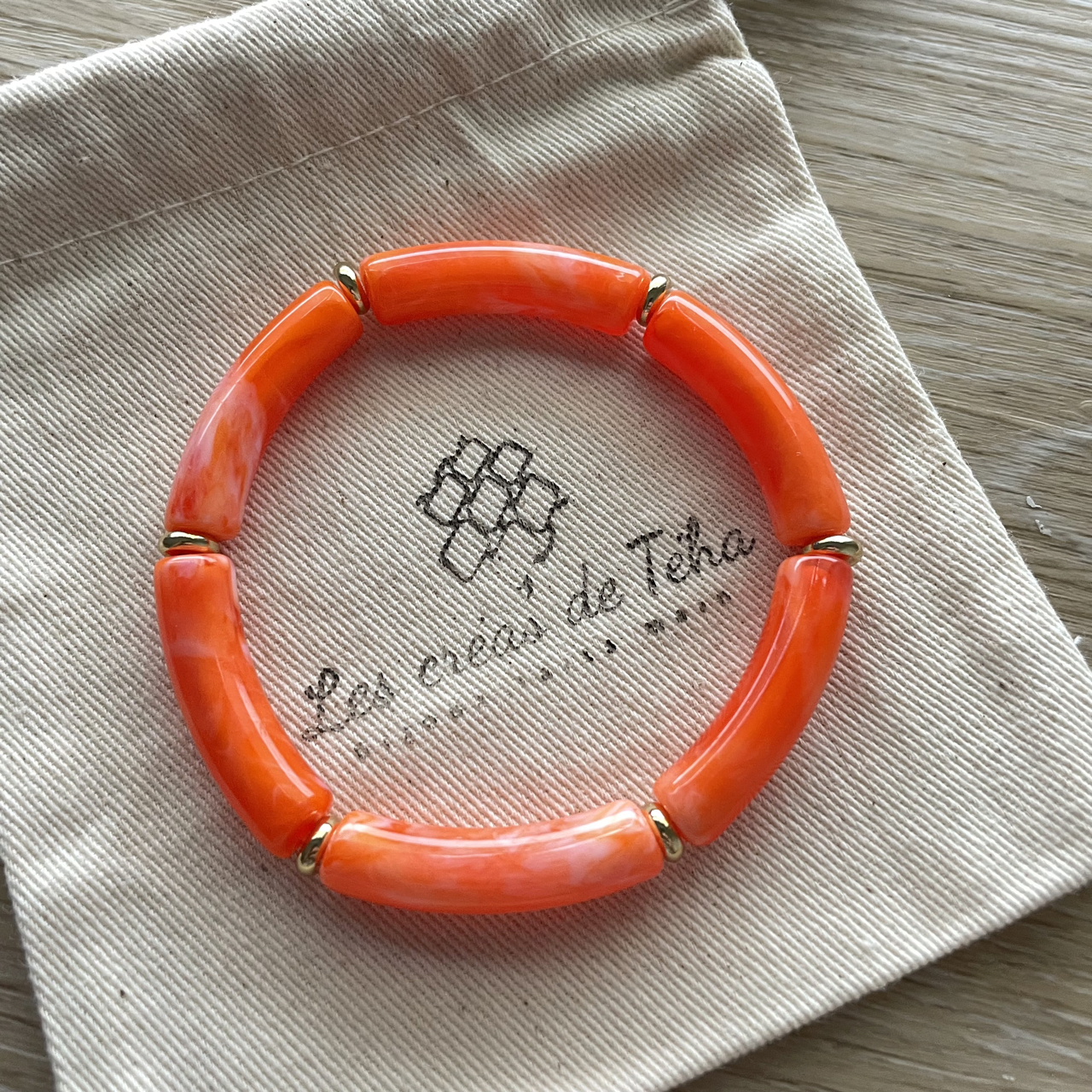 Bracelet élastique tendance perles incurvées modèle Ata