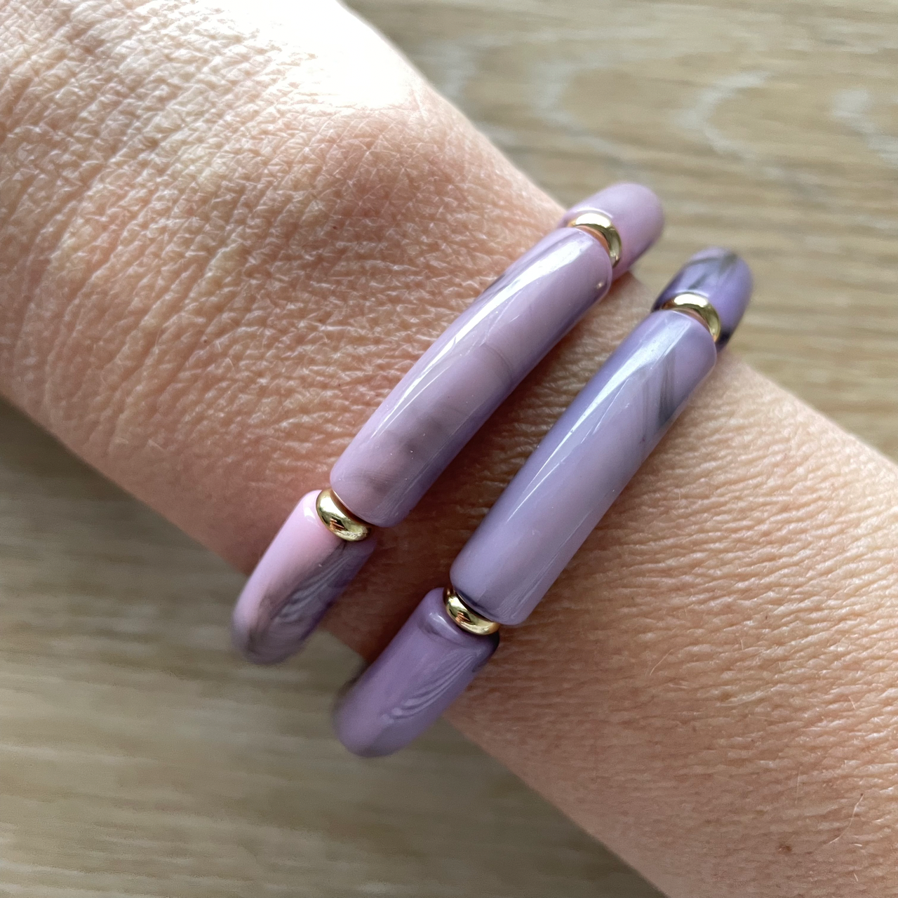 Bracelet élastique tendance perles incurvées modèle Ata