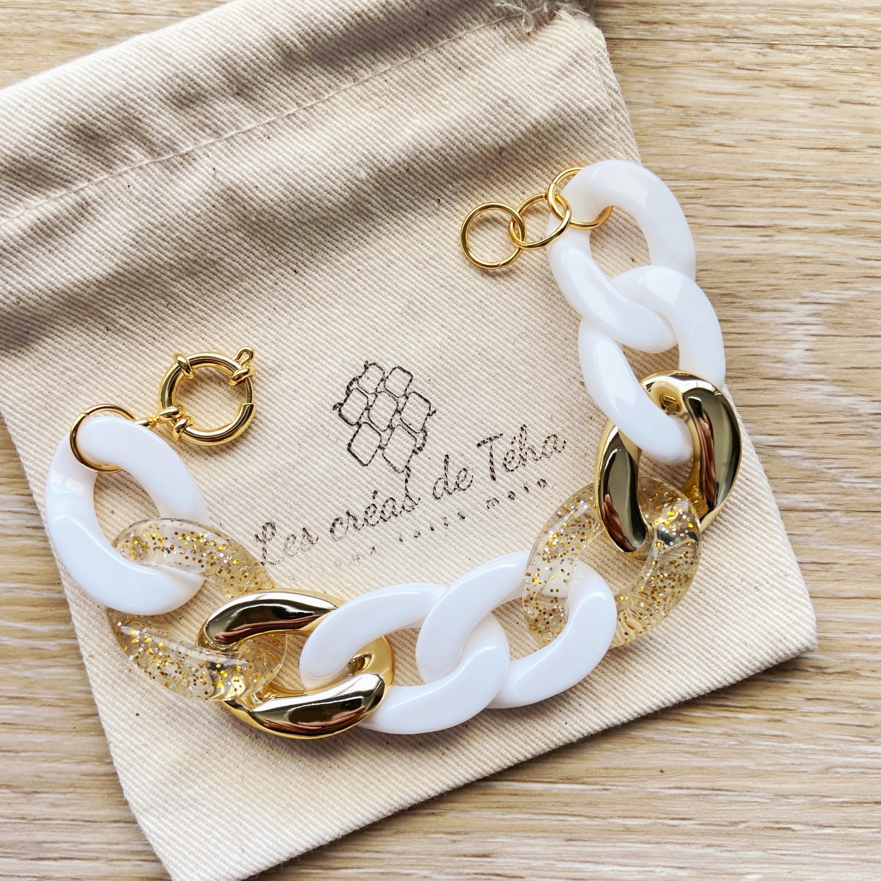 Bracelet tendance grosses mailles en acrylique et acier inoxydable modèle Ohea