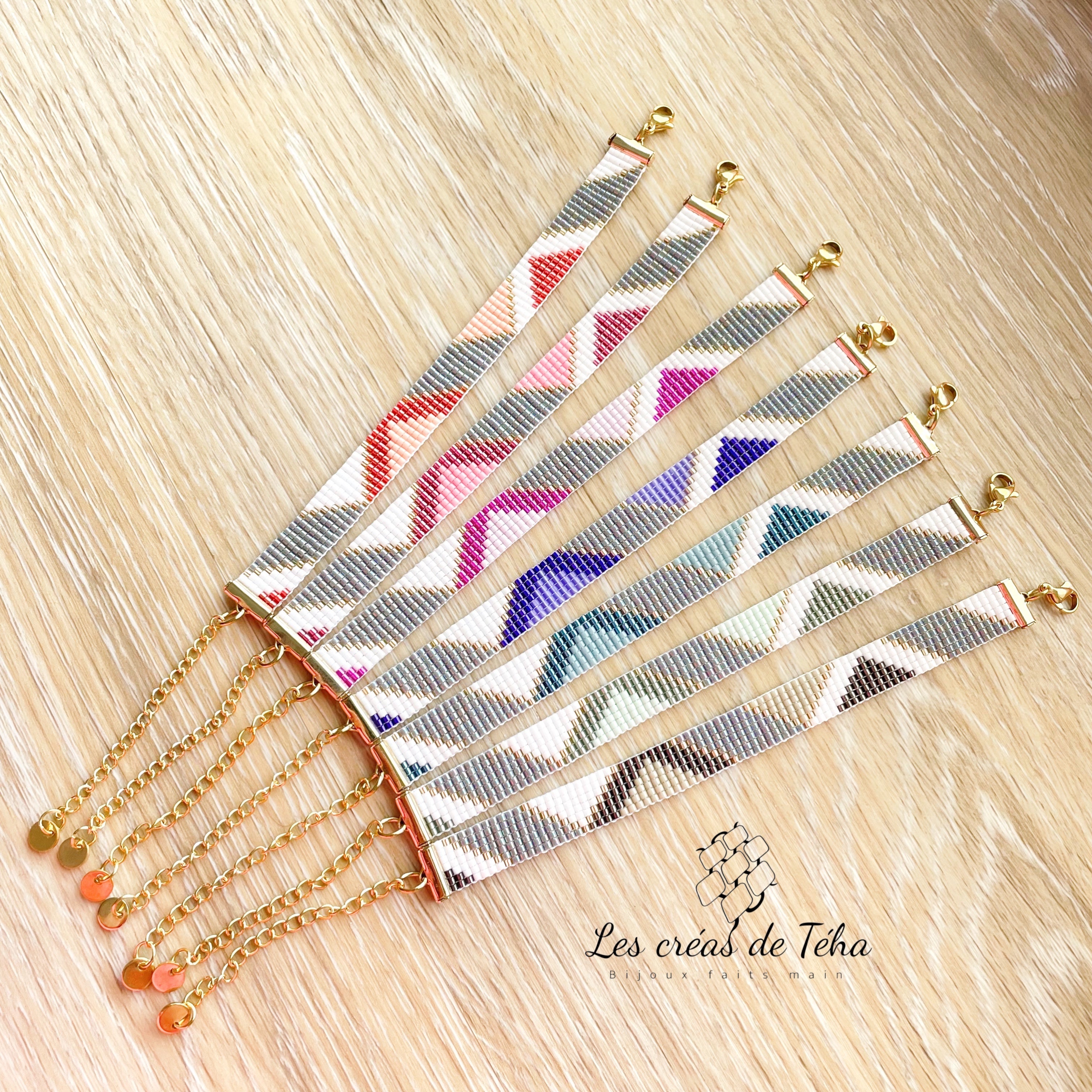 Bracelet fin Atavai en perles de verre et plaqué or