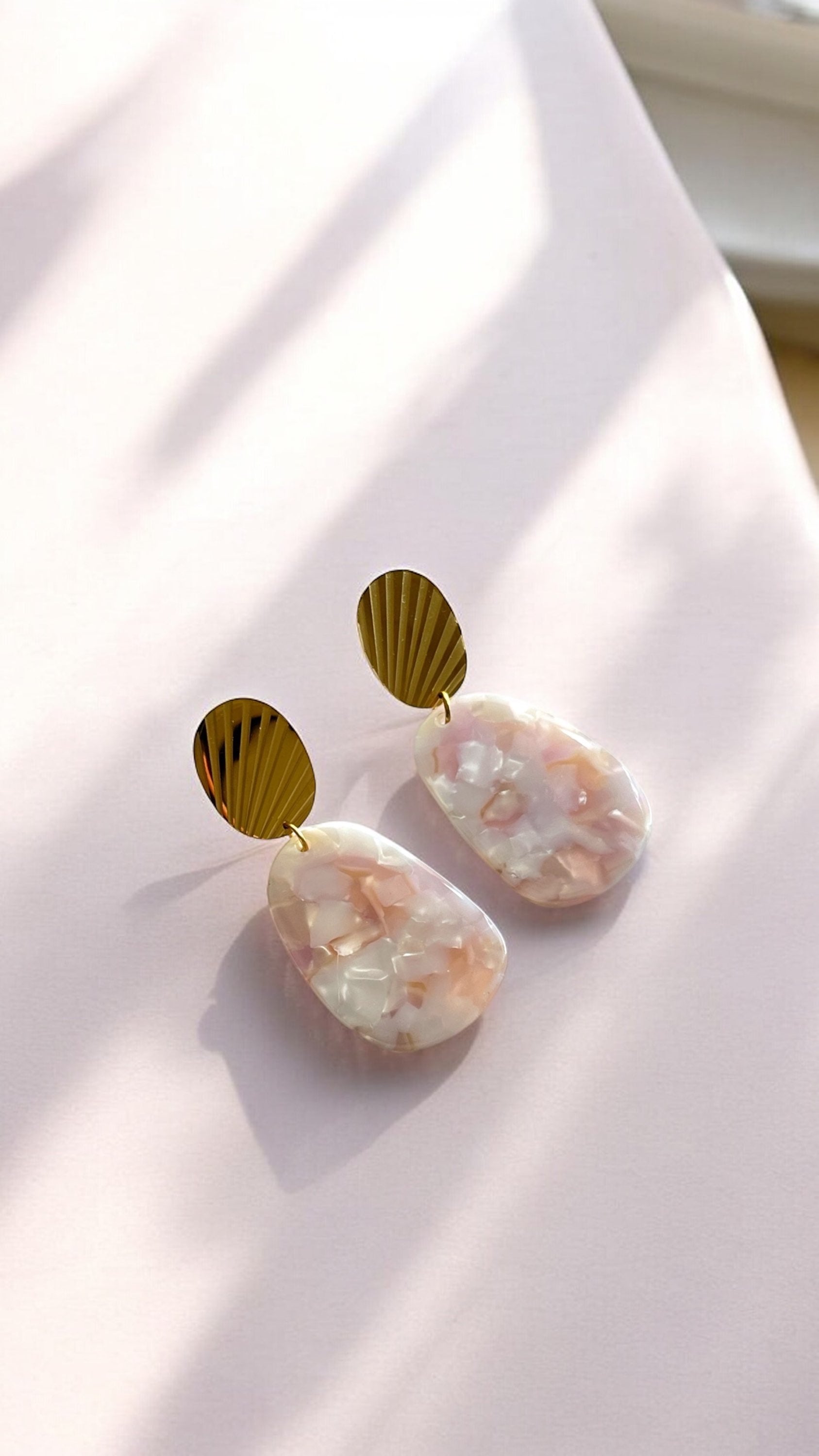 Boucles d’oreilles tendance  en  acier inoxydable modèle Māpura