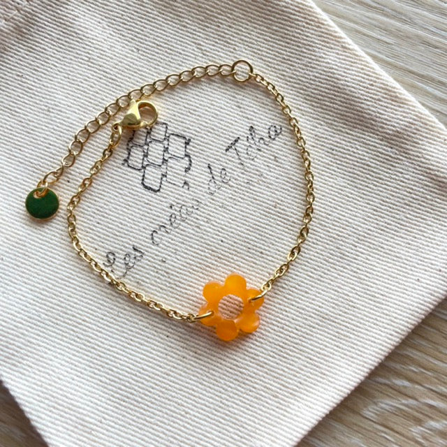 Bracelet réglable en acier inoxydable doré avec breloques modèle Flower