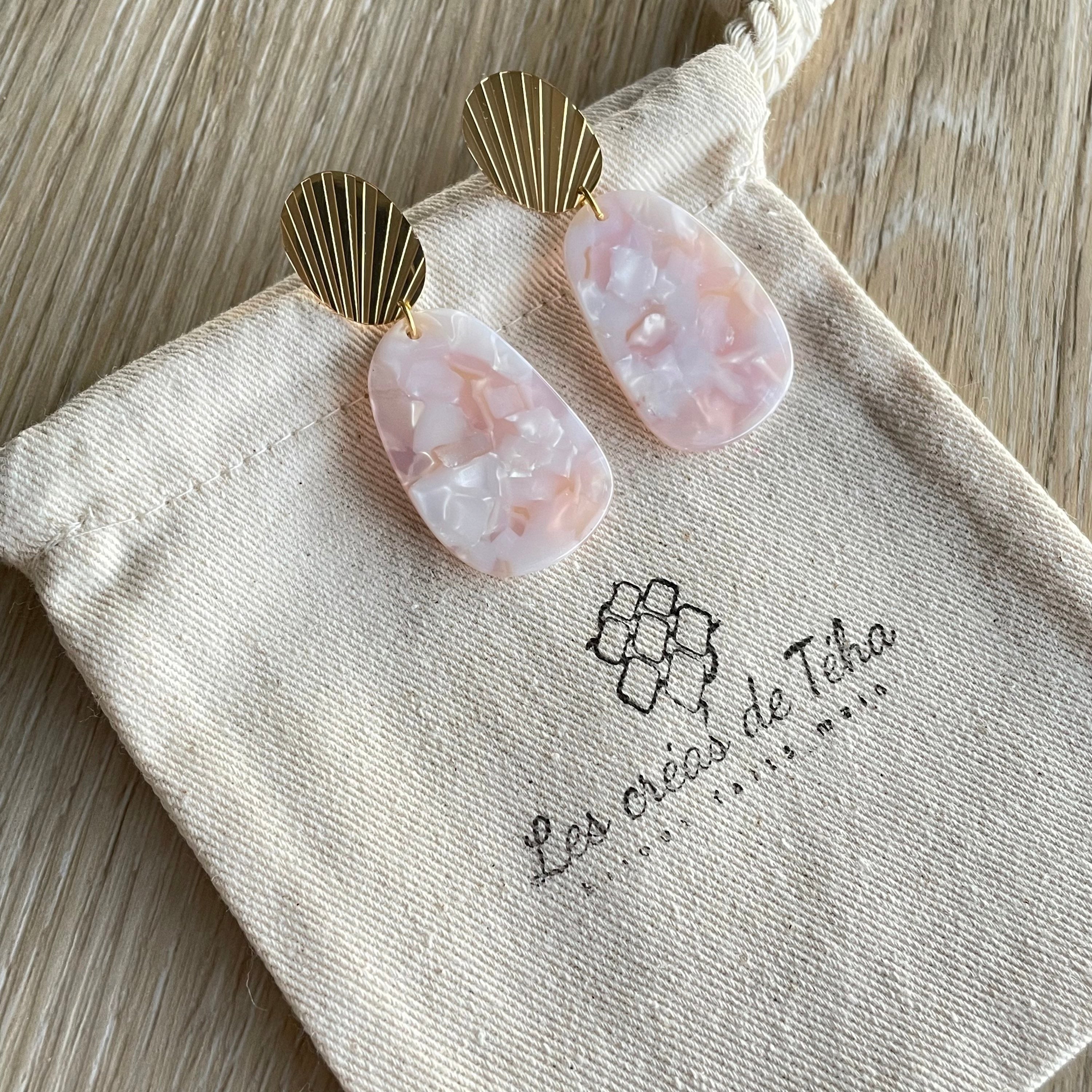 Boucles d’oreilles tendance  en  acier inoxydable modèle Māpura