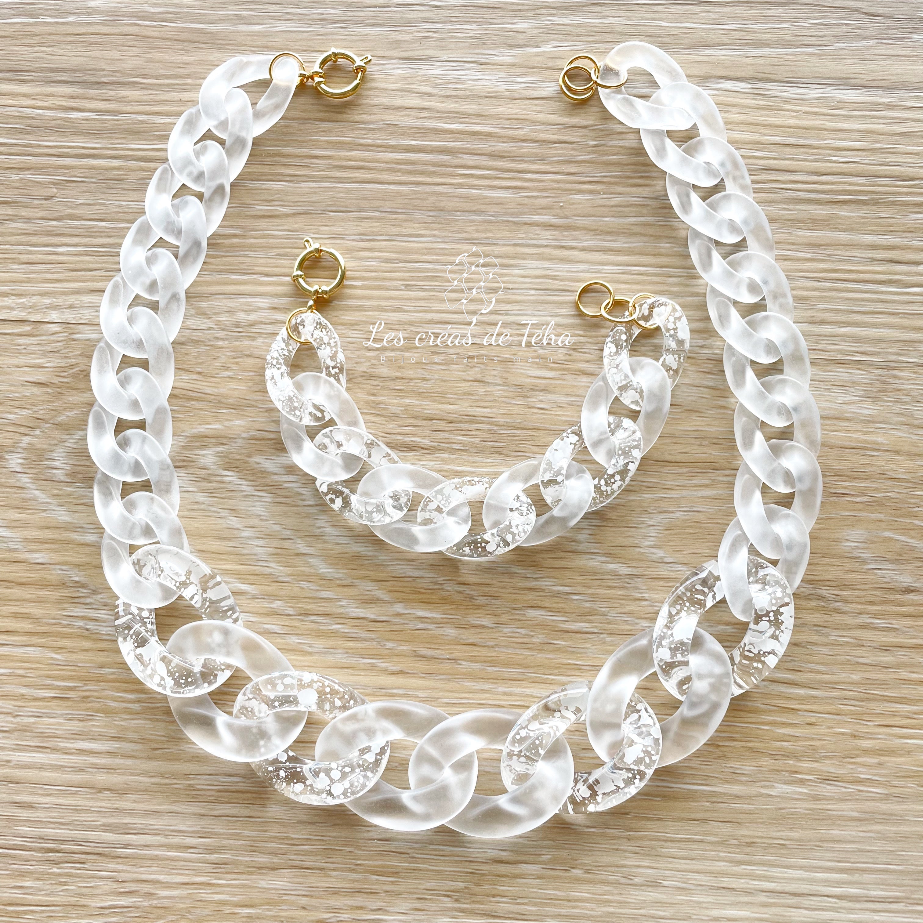 Parure de bijoux en grosses mailles blanc modèle Ohéa