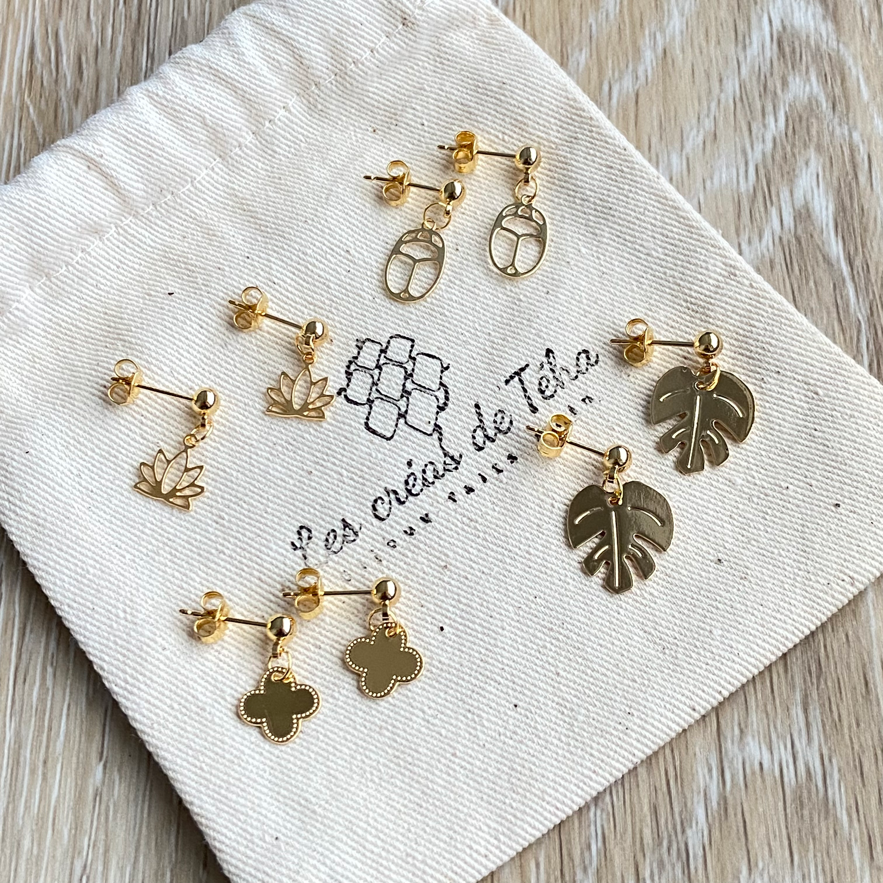 Boucles d’oreilles en plaqué or minimaliste modèle So cute