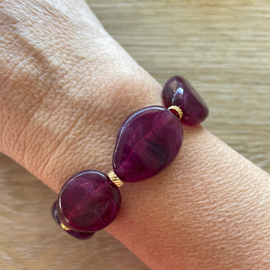 Bracelet élastique en perles acrylique et acier inoxydable modèle Joia